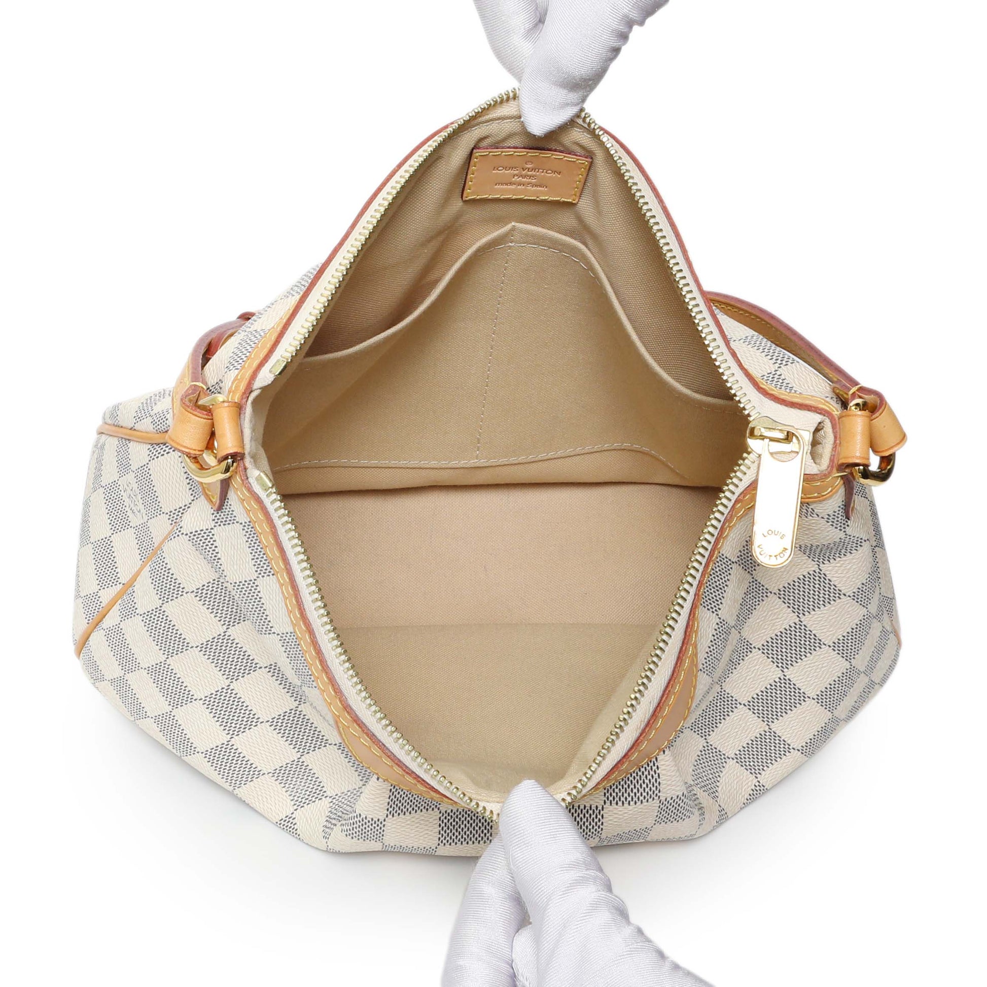 Exclusive Louis Vuitton Damier Azur Siracusa PM — Top View