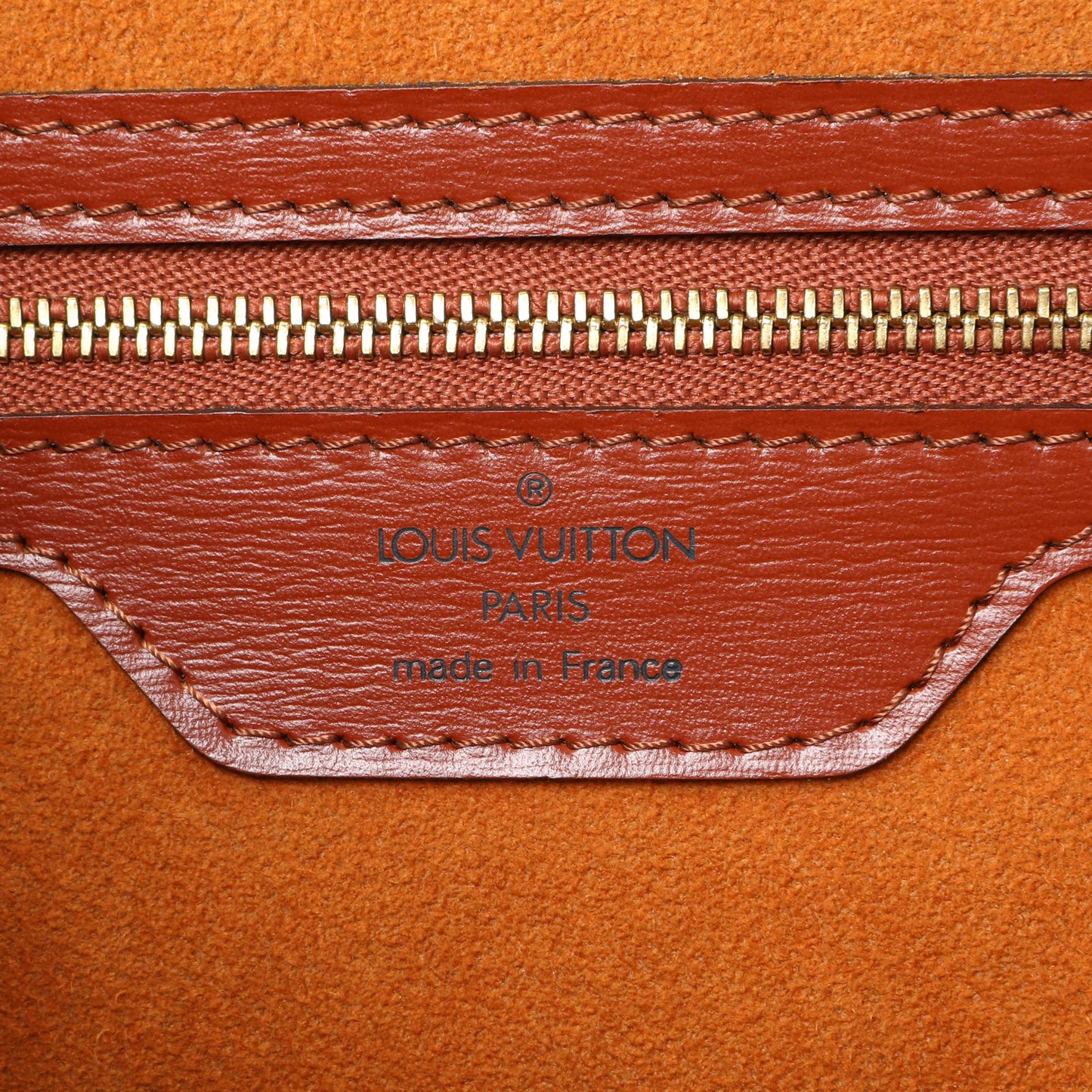 Exclusive Louis Vuitton Kenyan Fawn Epi Saint Jacques MM — Detail View