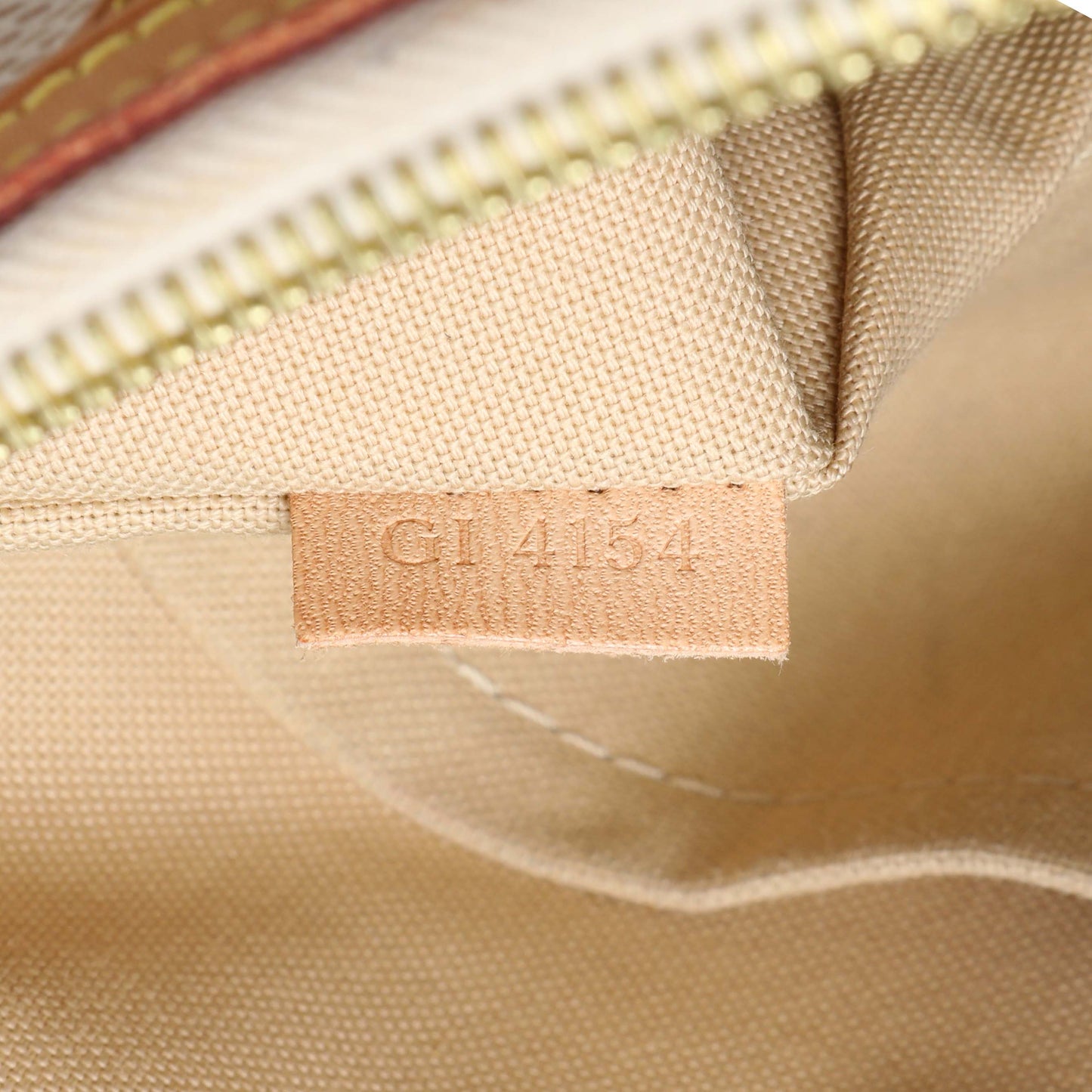 Exclusive Louis Vuitton Damier Azur Siracusa PM — Lifestyle View