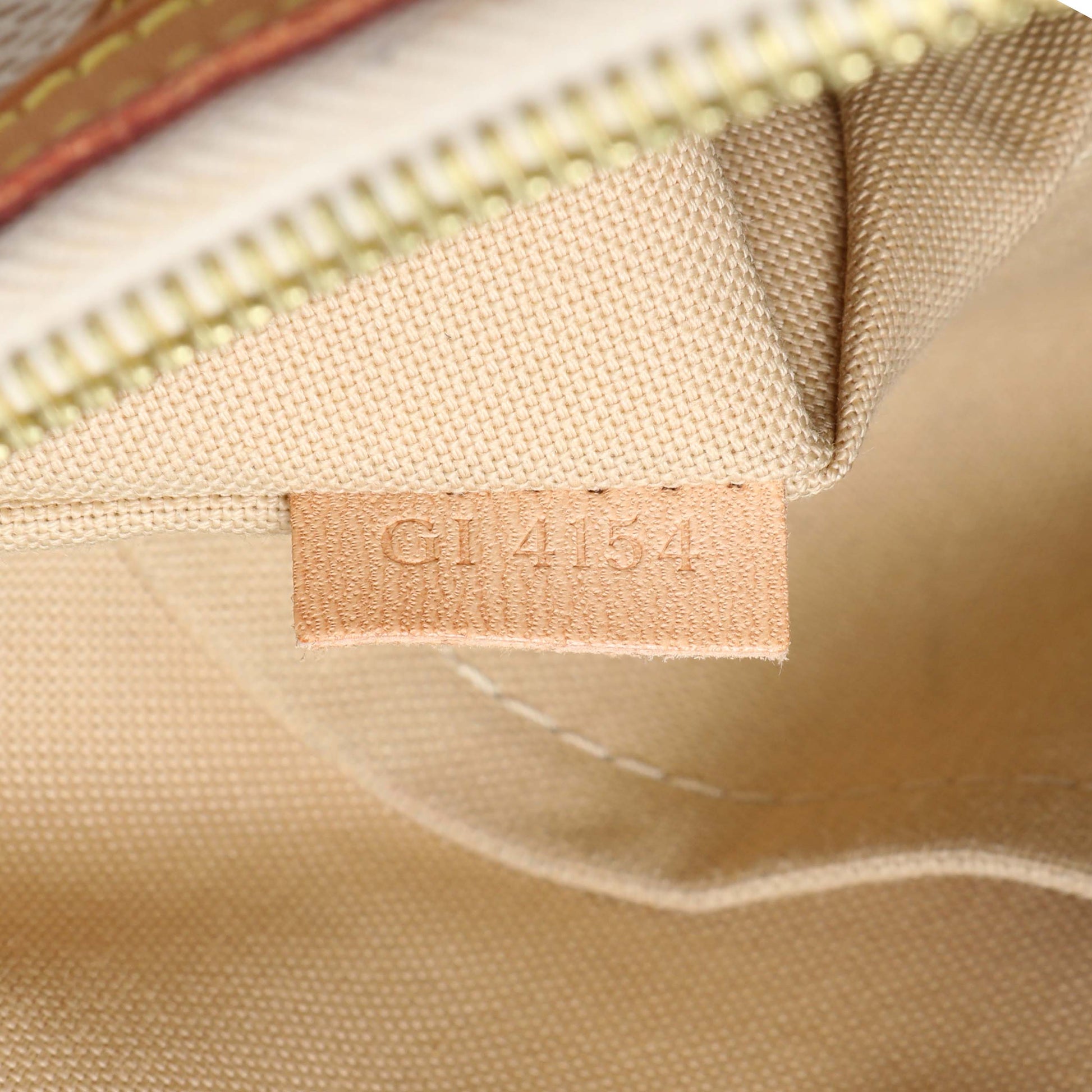 Exclusive Louis Vuitton Damier Azur Siracusa PM — Lifestyle View