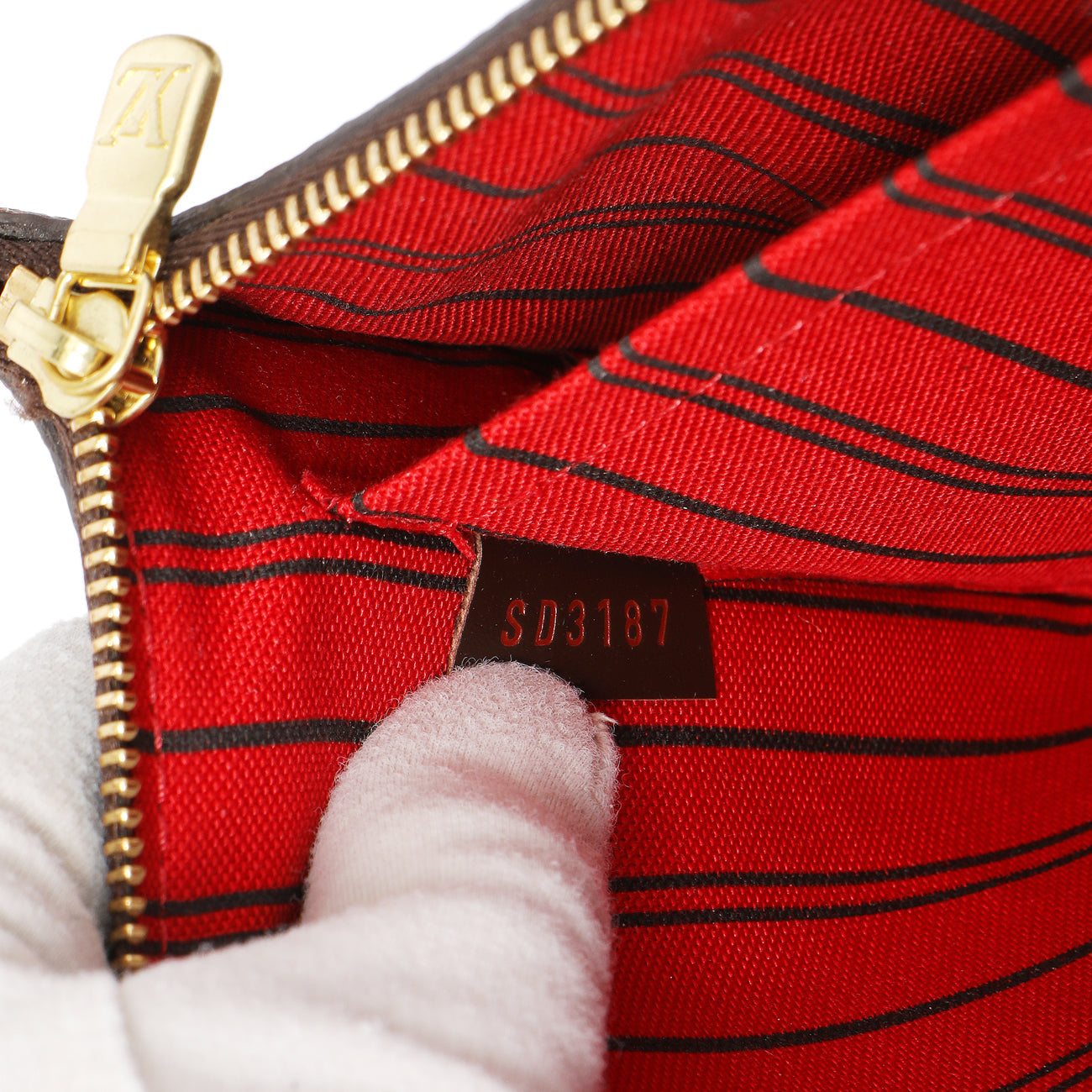 Exclusive Louis Vuitton Damier Ebene Neverfull MM — Alternate View 16
