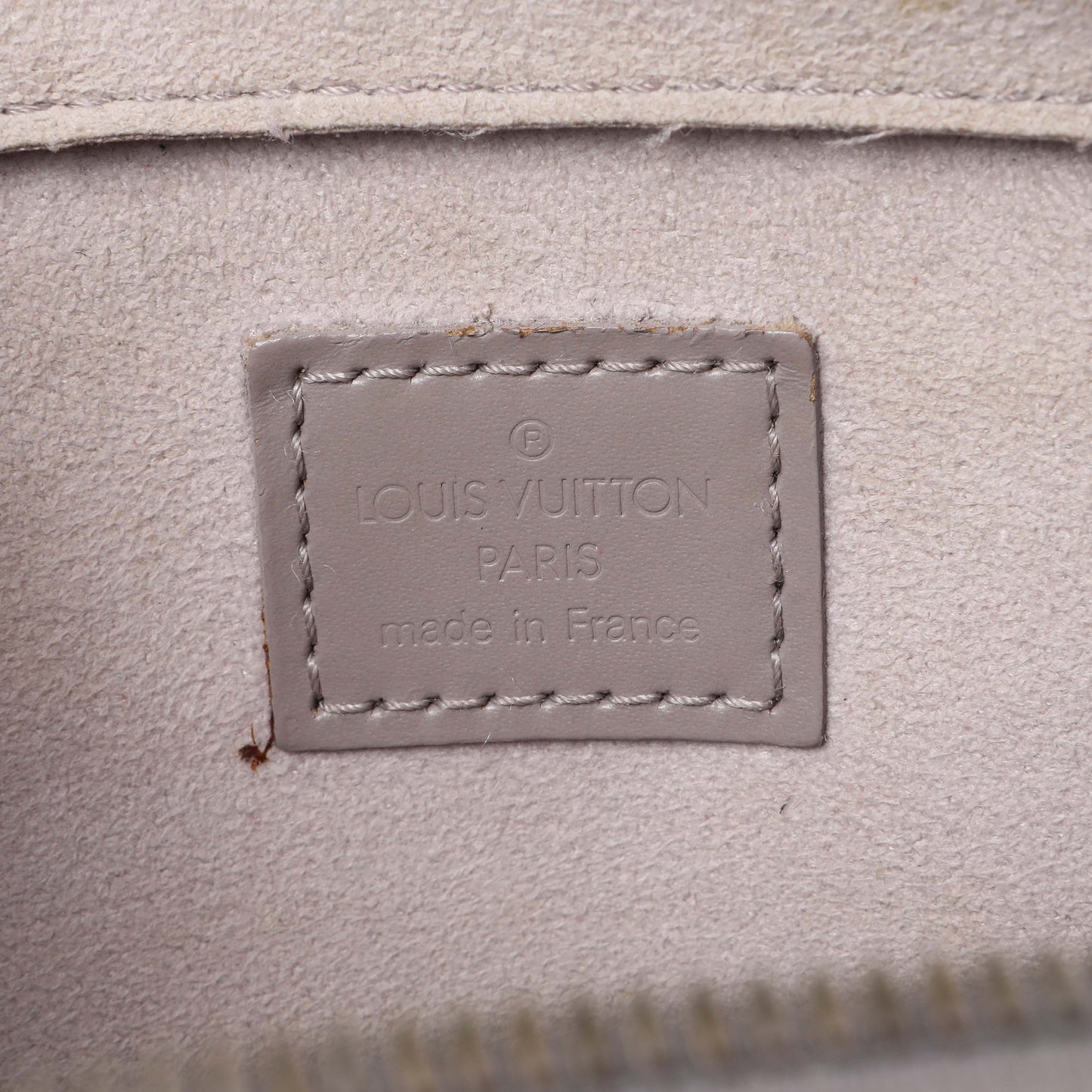 Exclusive Louis Vuitton Lilac Epi Pont-Neuf PM — Alternate View 9
