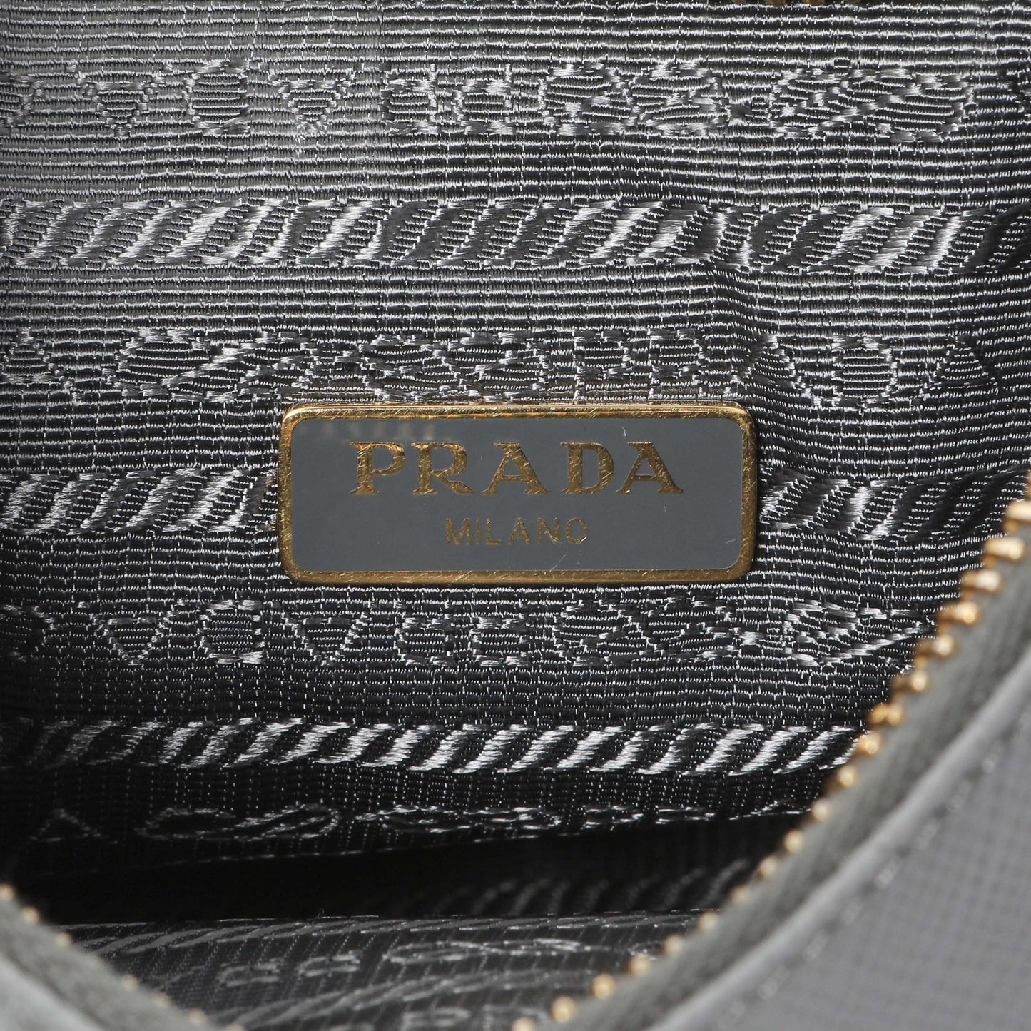 Exclusive Prada Ardesia Saffiano Re-Edition 2005 Shoulder Bag — Alternate View 10