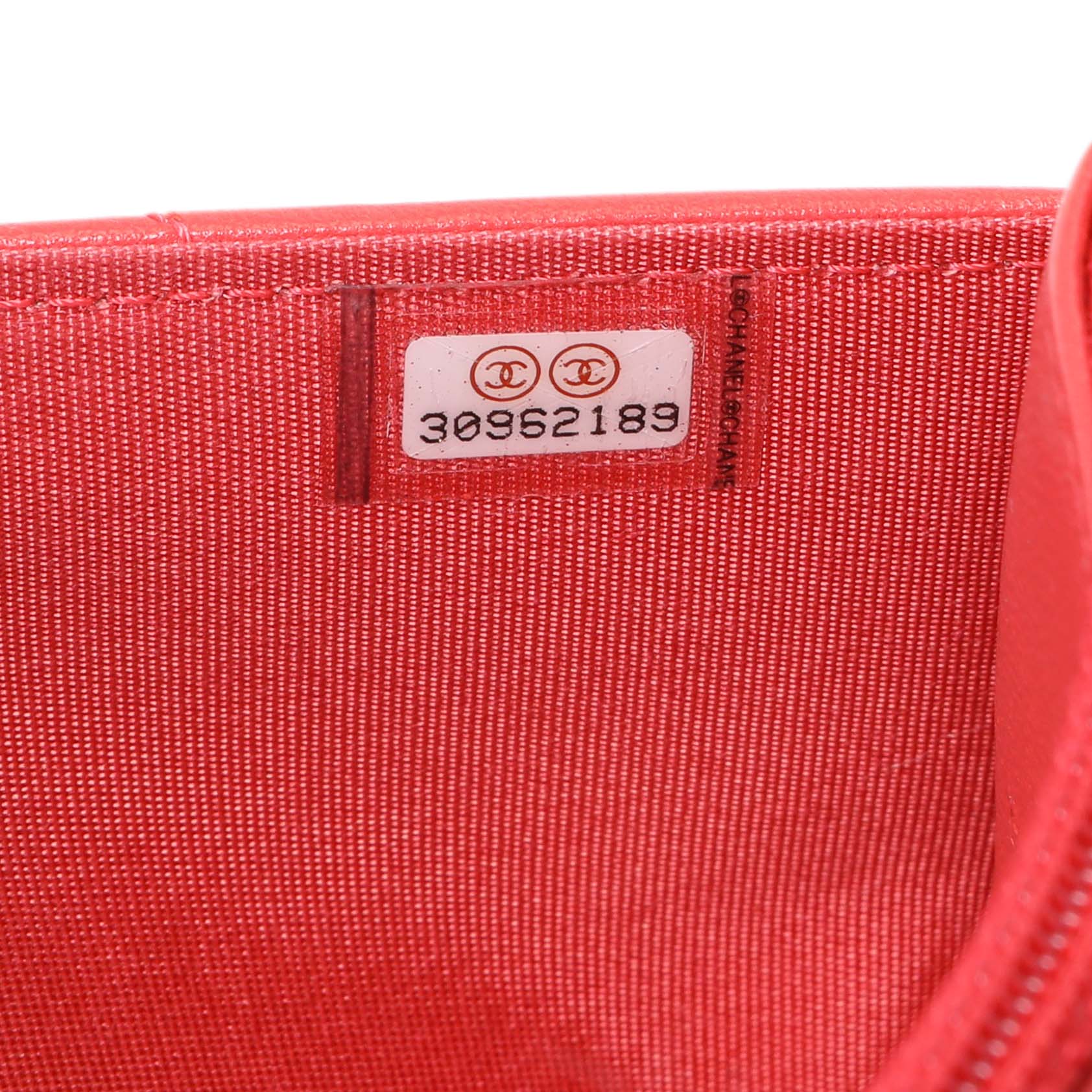 Exclusive Chanel Red Lambskin Quilted Chanel 19 Wallet On Chain — Alternate View 7