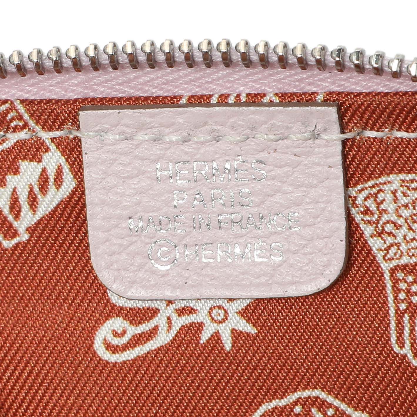 Exclusive Hermes Light Pink Epsom Silk'in Coin Purse — Detail View