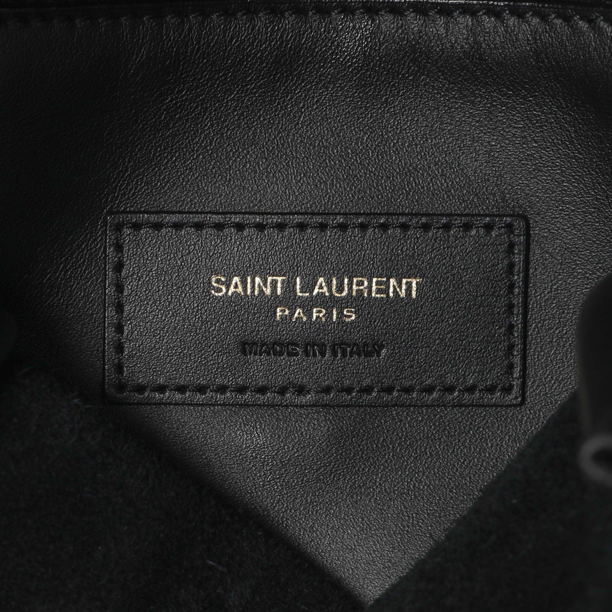 Exclusive Saint Laurent Black Smooth Calfskin Small Le 5 A 7 Soft Hobo — Detail View