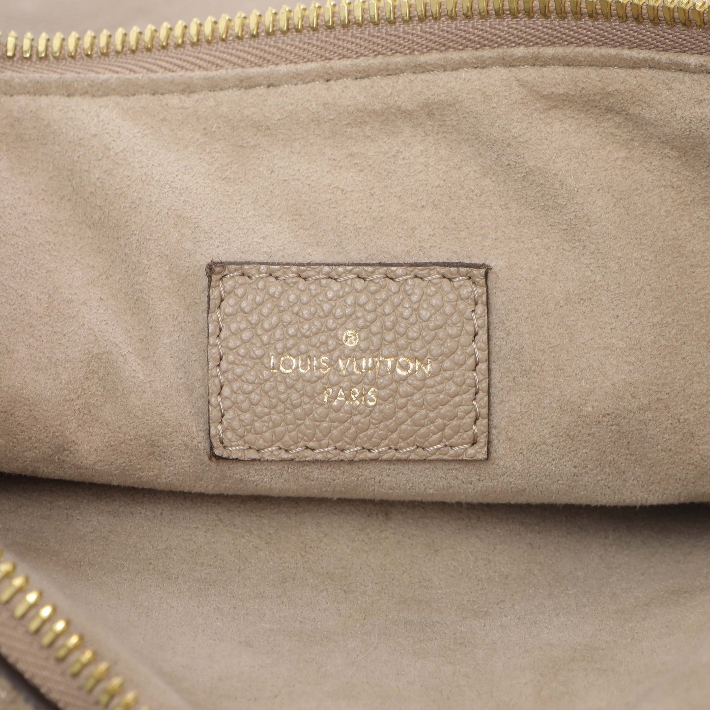 Exclusive Louis Vuitton Tourterelle Empreinte Maida Hobo — Detail View