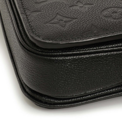Exclusive Louis Vuitton Black Empreinte Pochette Metis East West — Lifestyle View