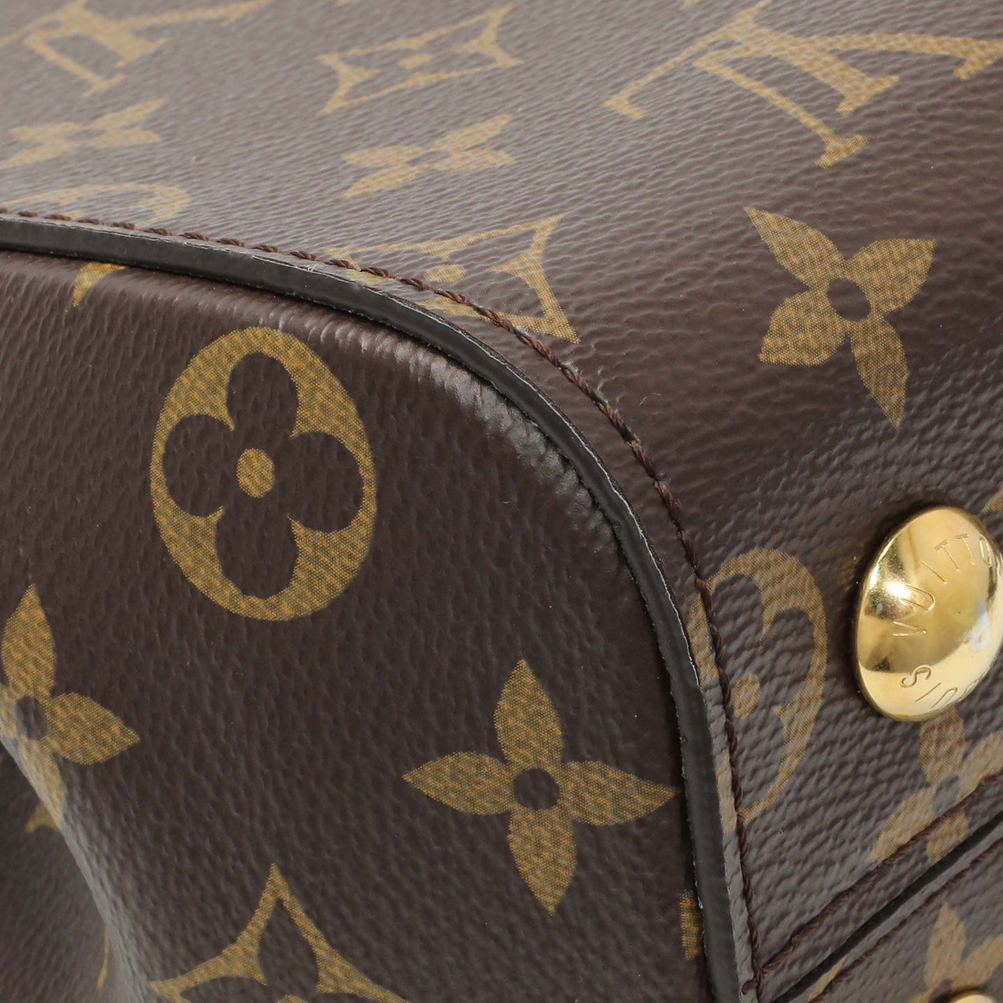 Exclusive Louis Vuitton Monogram Cluny BB — Lifestyle View