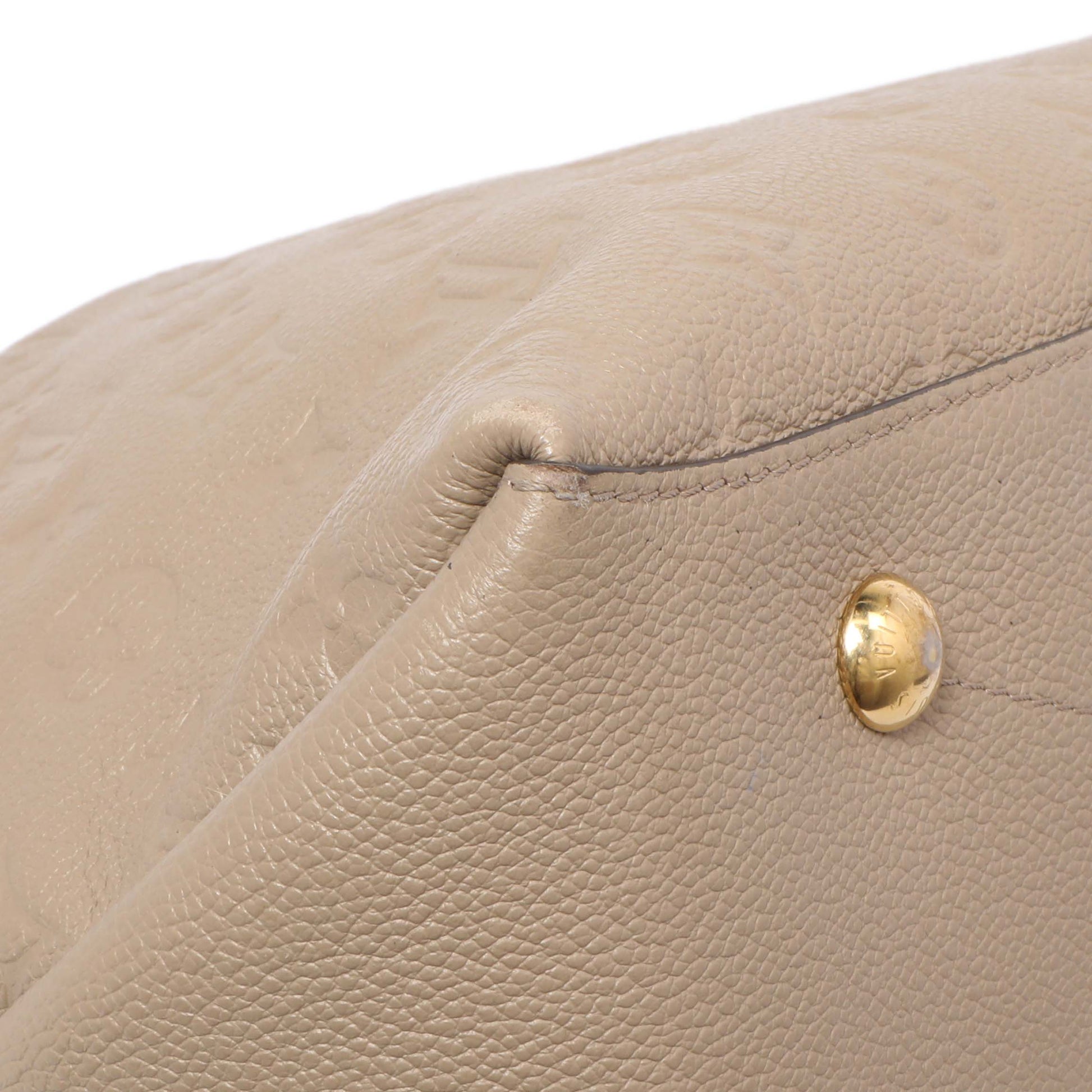 Exclusive Louis Vuitton Tourterelle Empreinte Maida Hobo — Lifestyle View