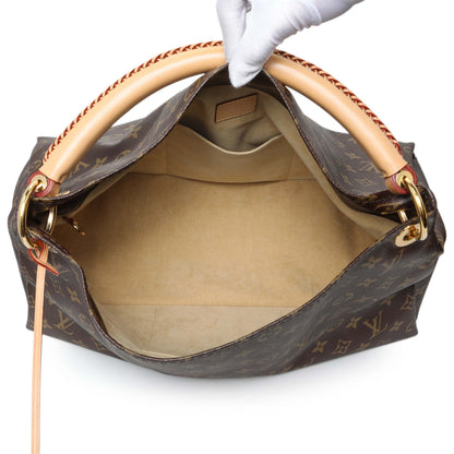 Exclusive Louis Vuitton Monogram Artsy MM — Top View