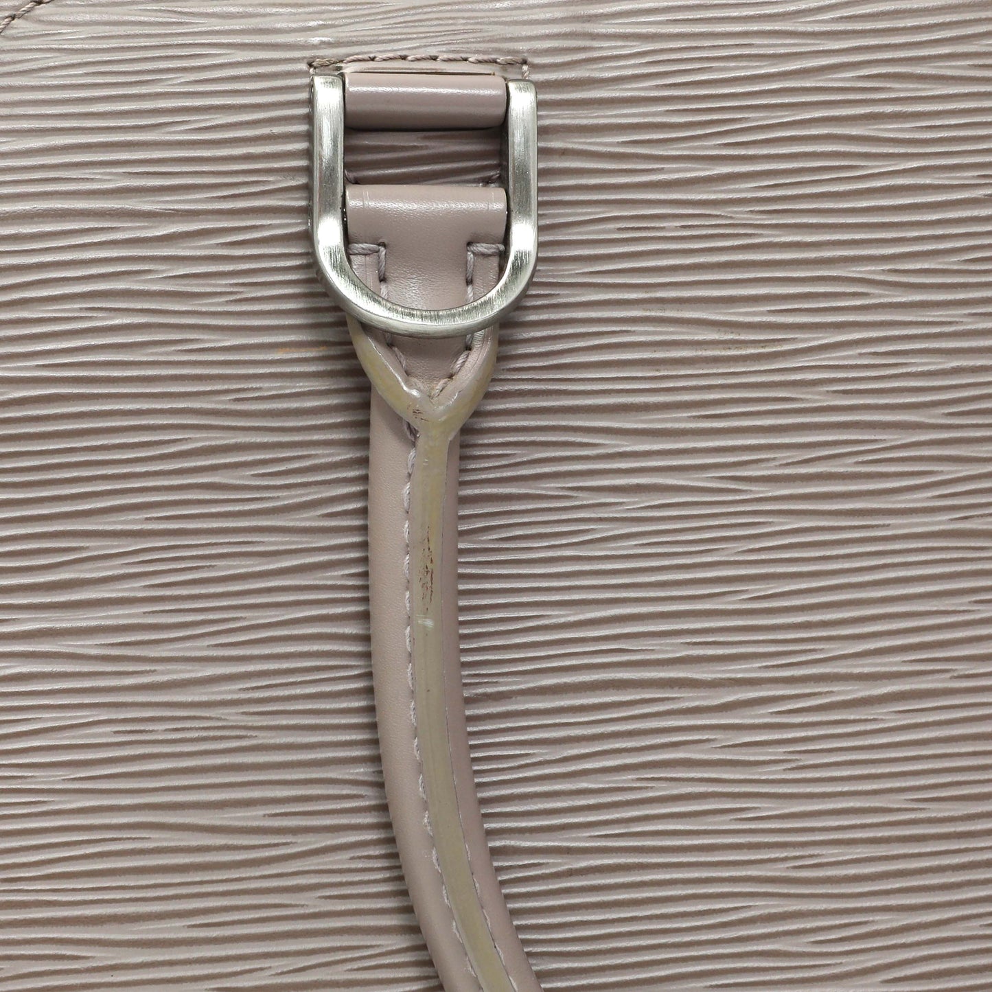 Exclusive Louis Vuitton Lilac Epi Pont-Neuf PM — Alternate View 12