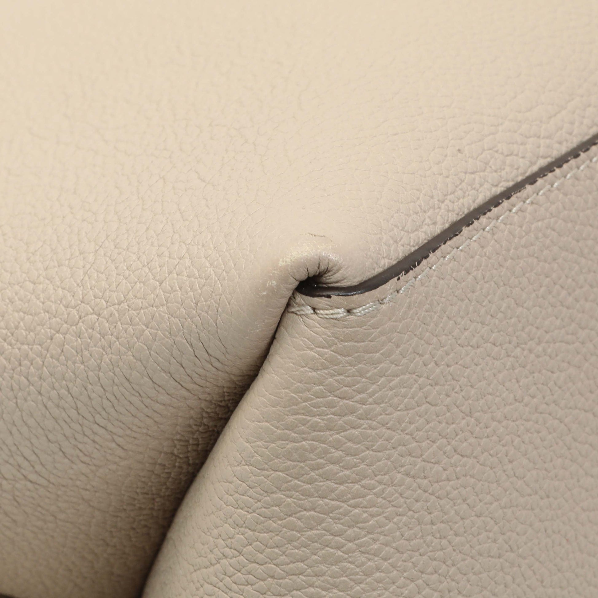 Exclusive Louis Vuitton Greige Grained Calfskin Lockme Shopper — Lifestyle View