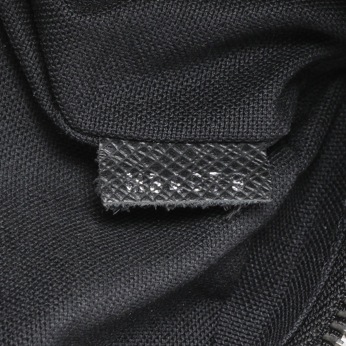 Exclusive Louis Vuitton Ardoise Taiga Dimitri Messenger — Alternate View 10