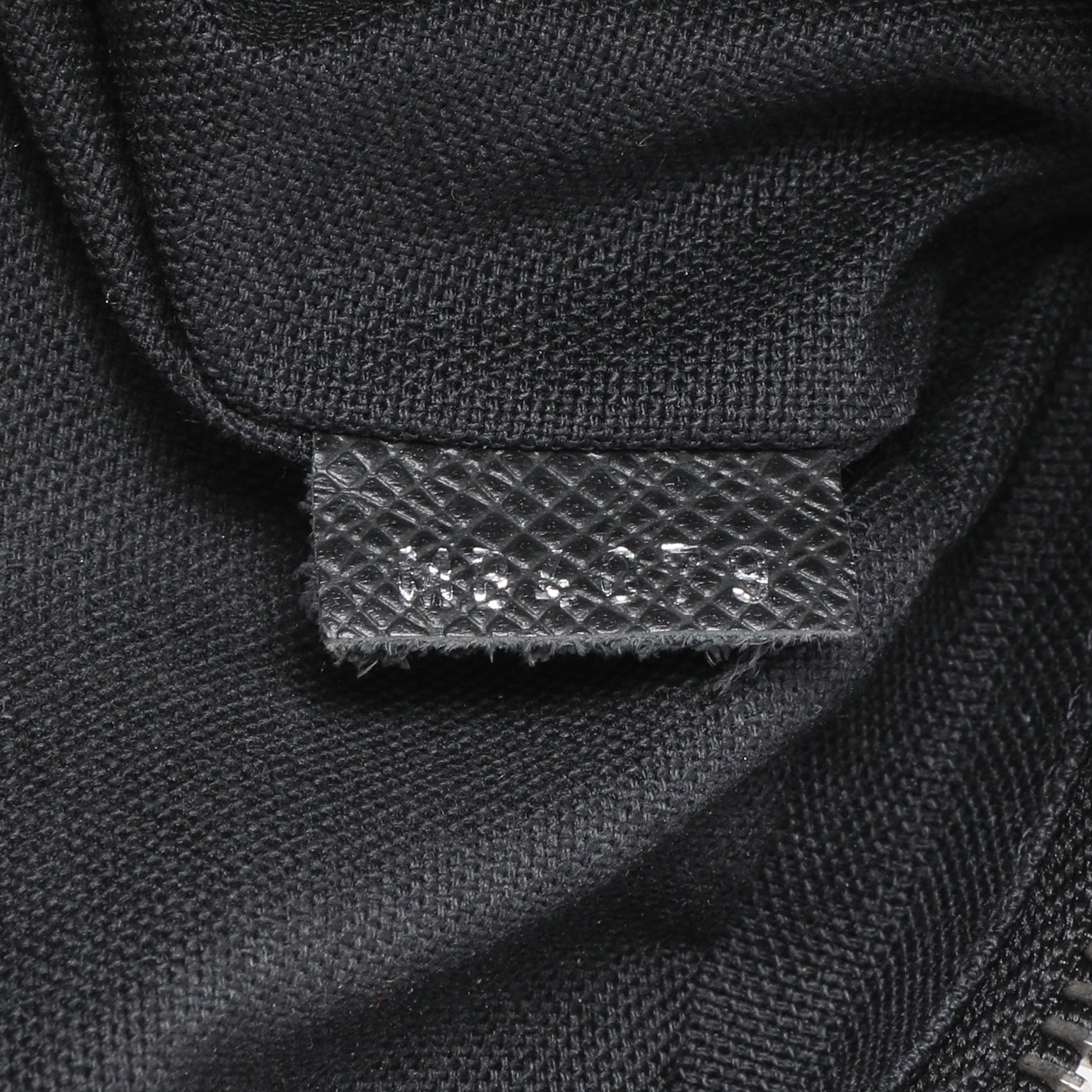 Exclusive Louis Vuitton Ardoise Taiga Dimitri Messenger — Alternate View 10