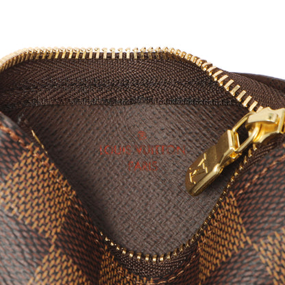 Exclusive Louis Vuitton Damier Ebene Key Pouch — Detail View