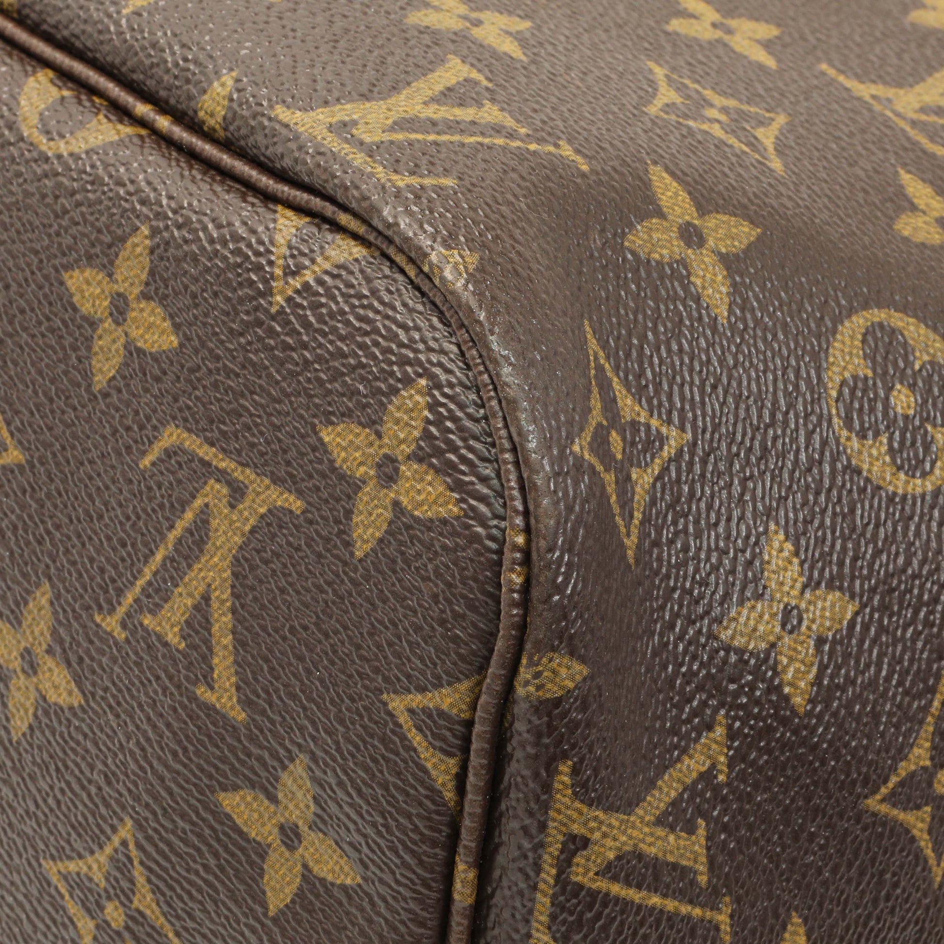 Exclusive Louis Vuitton Monogram Neverfull MM — Alternate View 7