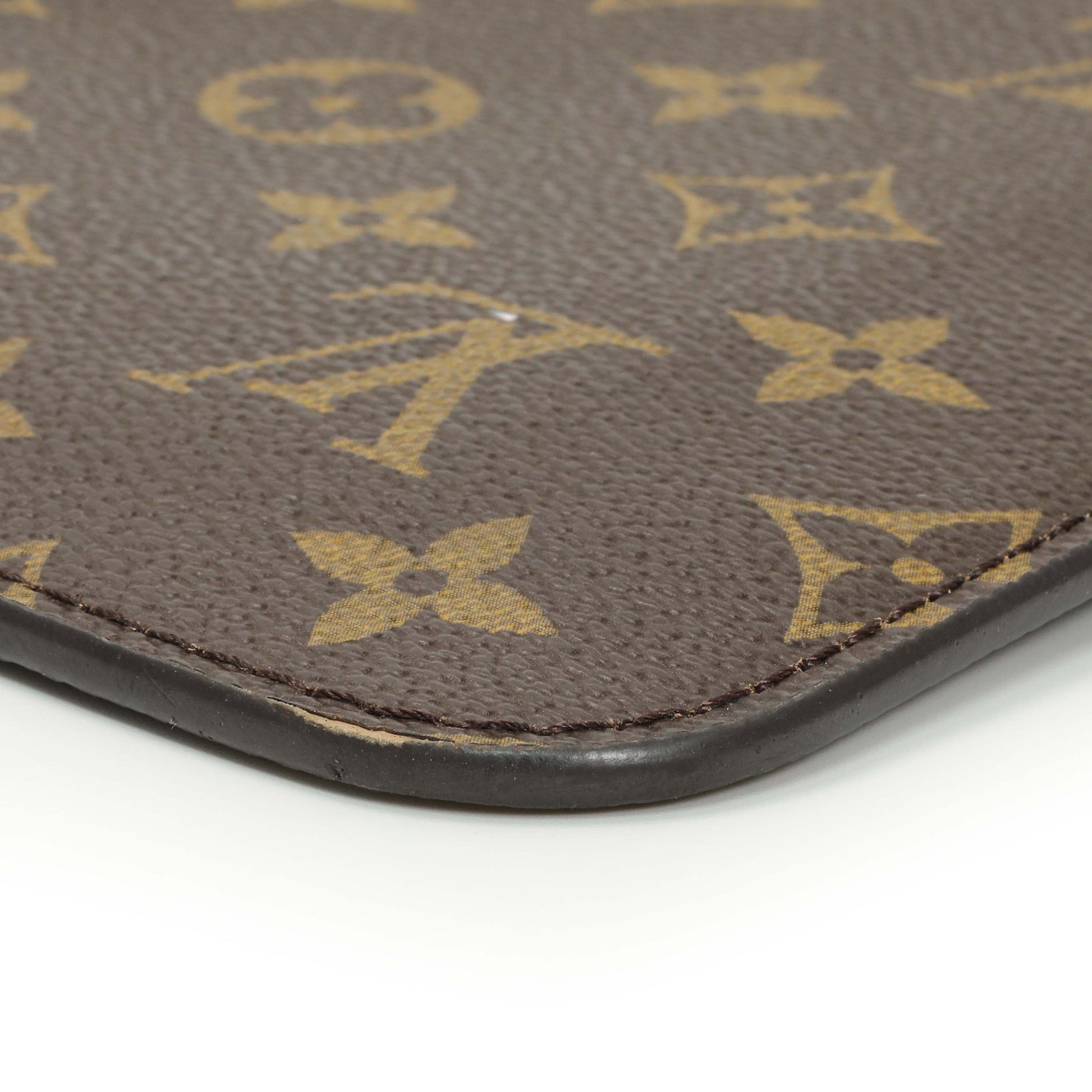 Exclusive Louis Vuitton Monogram Neverfull MM — Alternate View 9