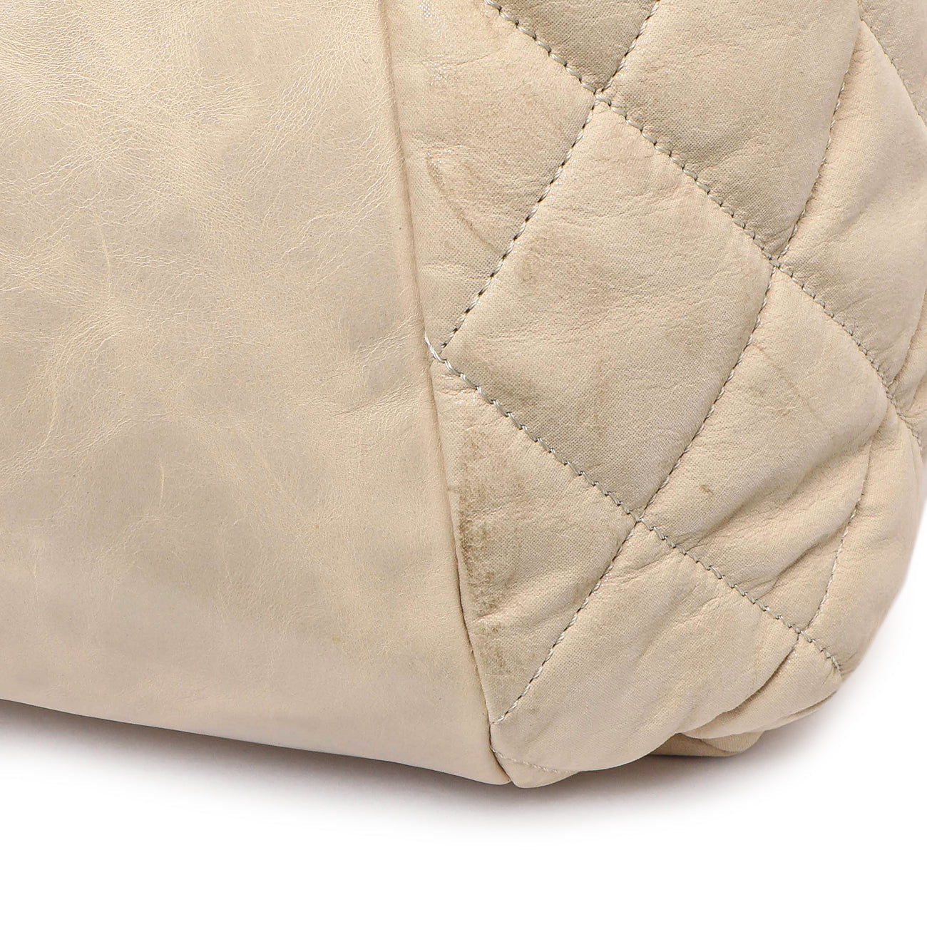 Exclusive Chanel Beige Quilted Iridescent Calfskin Coco Daily — Alternate View 7