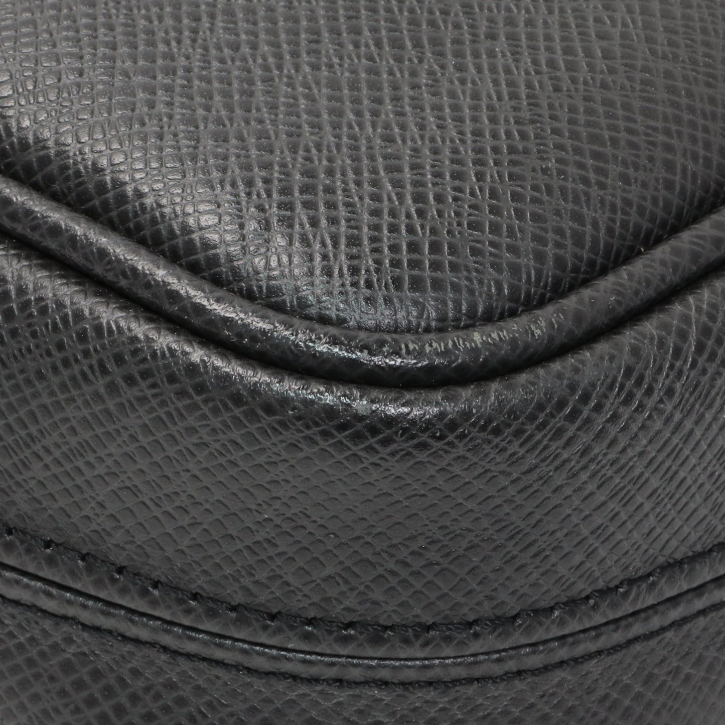Exclusive Louis Vuitton Ardoise Taiga Dimitri Messenger — Lifestyle View