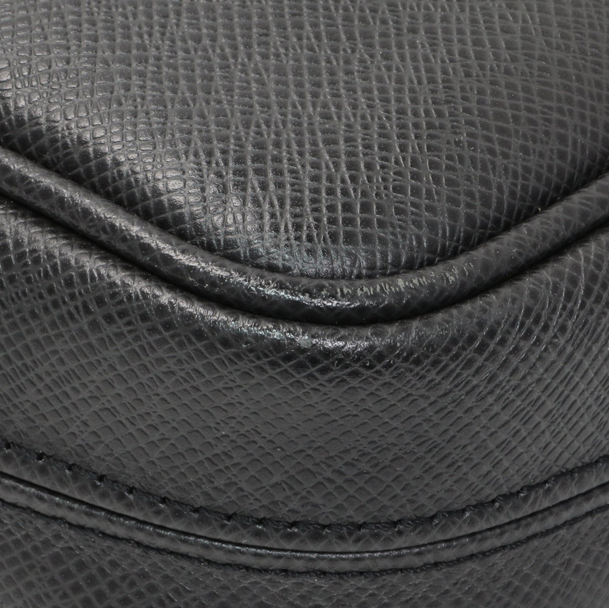 Exclusive Louis Vuitton Ardoise Taiga Dimitri Messenger — Lifestyle View