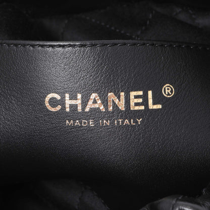 Exclusive Chanel Black Shiny Calfskin Quilted Mini Chanel 22 — Detail View