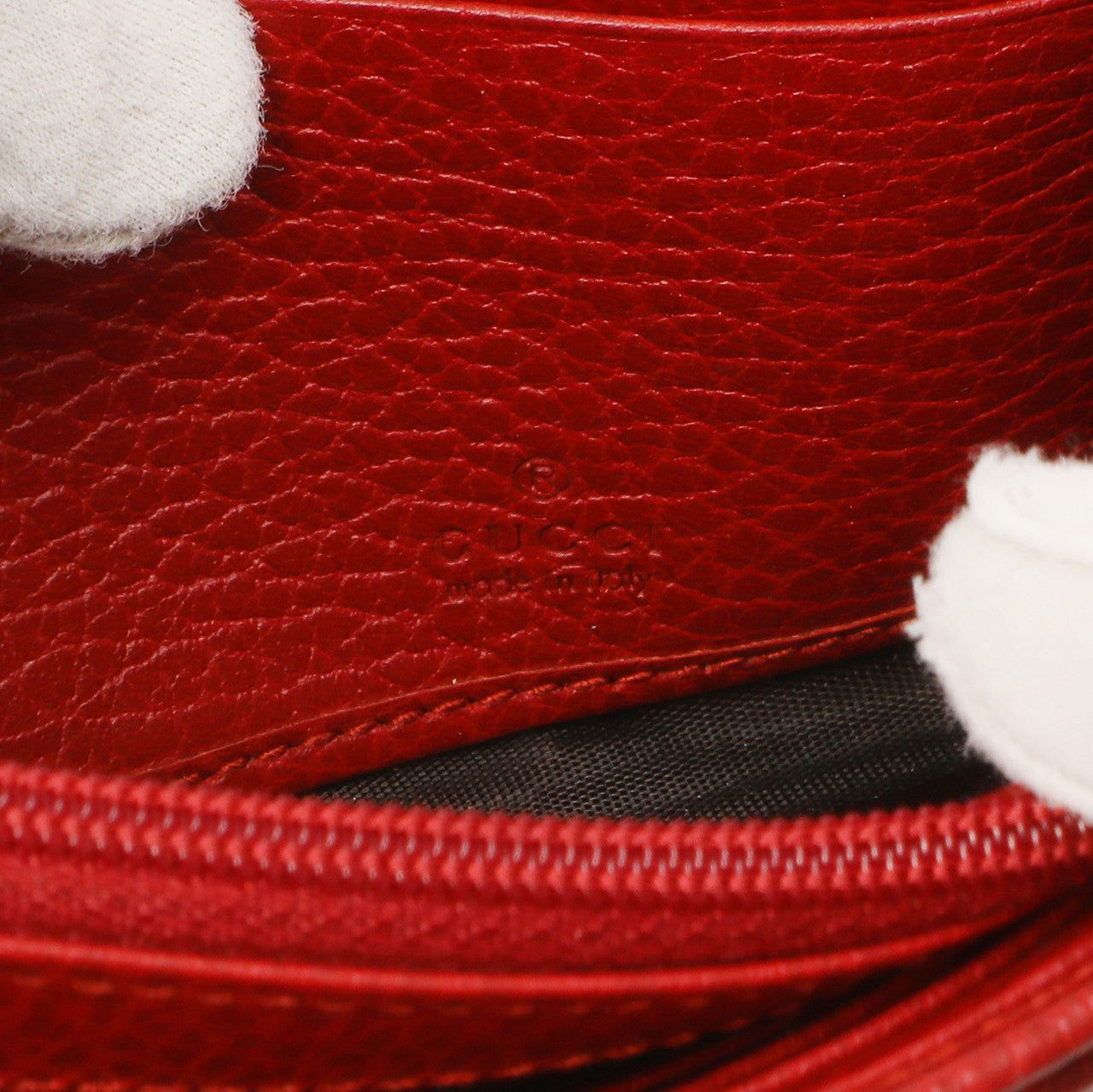 Exclusive Gucci Red Dollar Calfskin Petite GG Marmont Chain Wallet — Detail View