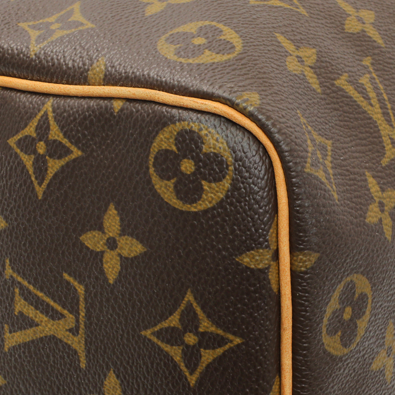 Exclusive Louis Vuitton Monogram Speedy 35 — Top View