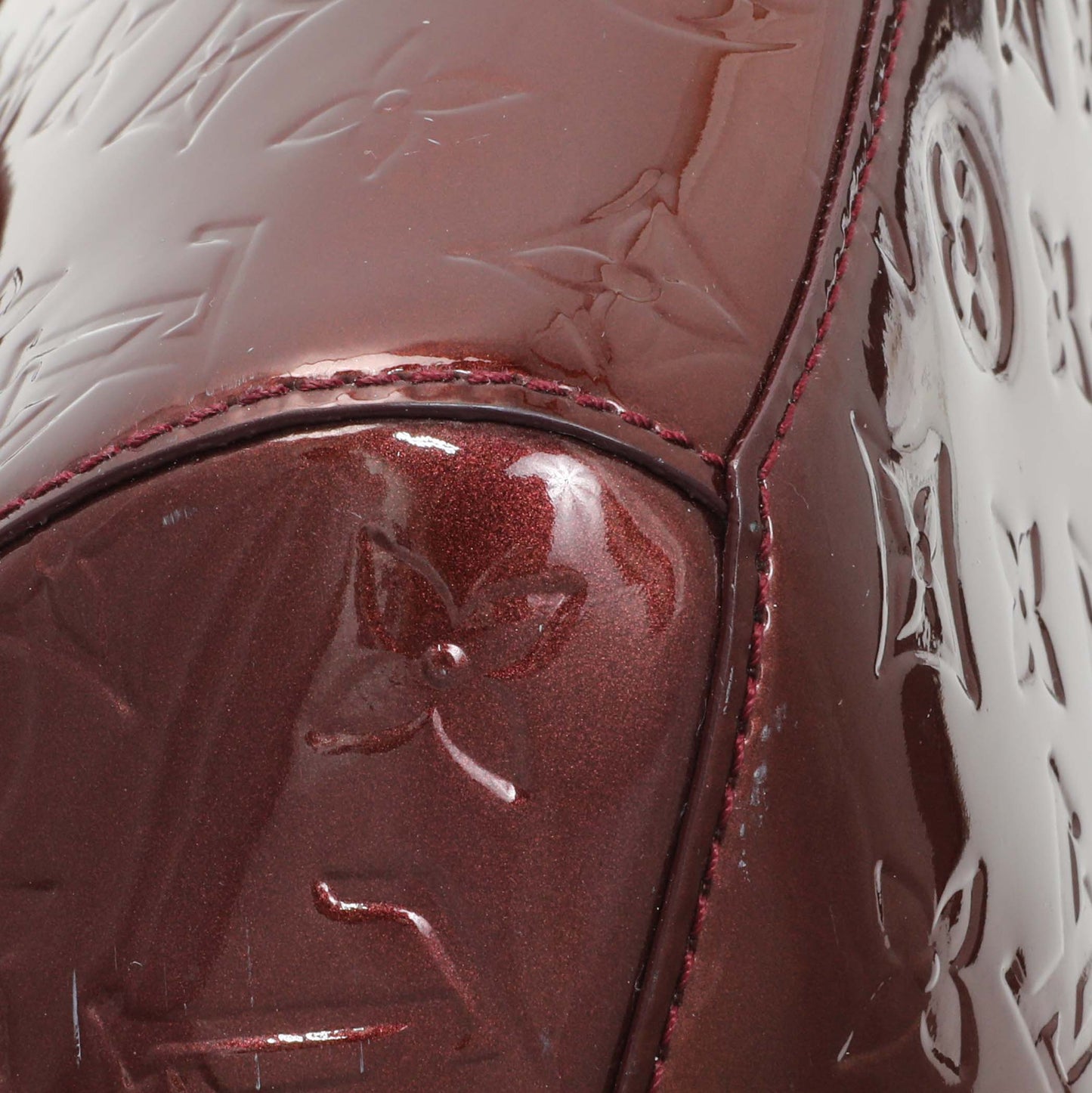 Exclusive Louis Vuitton Rouge Fauviste Monogram Vernis Sherwood PM — Lifestyle View
