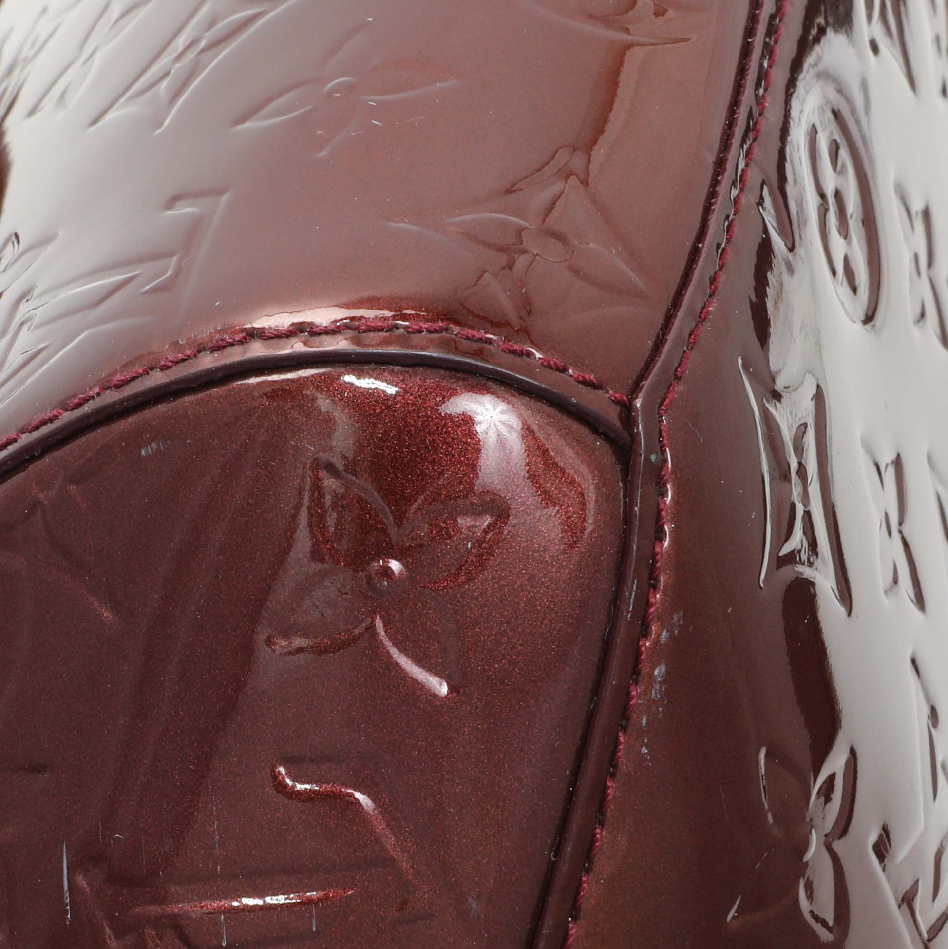 Exclusive Louis Vuitton Rouge Fauviste Monogram Vernis Sherwood PM — Lifestyle View