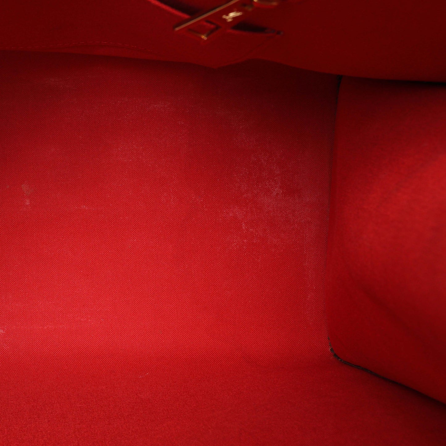 Exclusive Louis Vuitton Reverse Monogram Giant Onthego GM — Lifestyle View