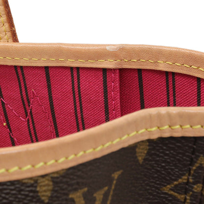 Exclusive Louis Vuitton Monogram Neo Neverfull MM — Alternate View 11