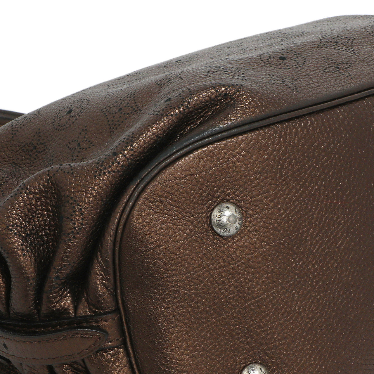 Exclusive Louis Vuitton Metallic Mordore Monogram  Mahina L — Detail View