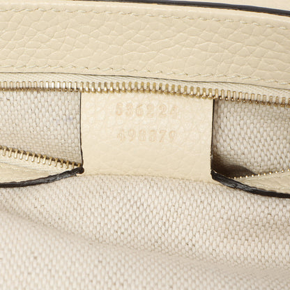 Exclusive Gucci Ivory Pebbled Calfskin Medium Soho Flap Crossbody — Alternate View 10