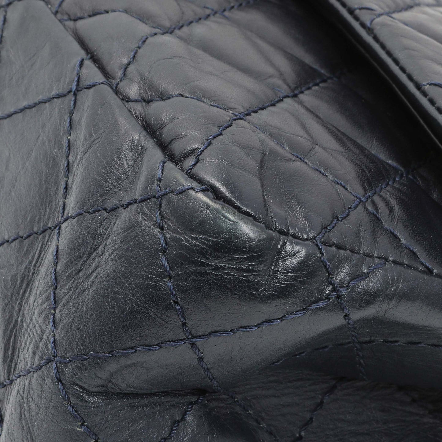 Exclusive Chanel Navy Quilted Aged Calfskin 2.55 Reissue 225 Flap — Detail View