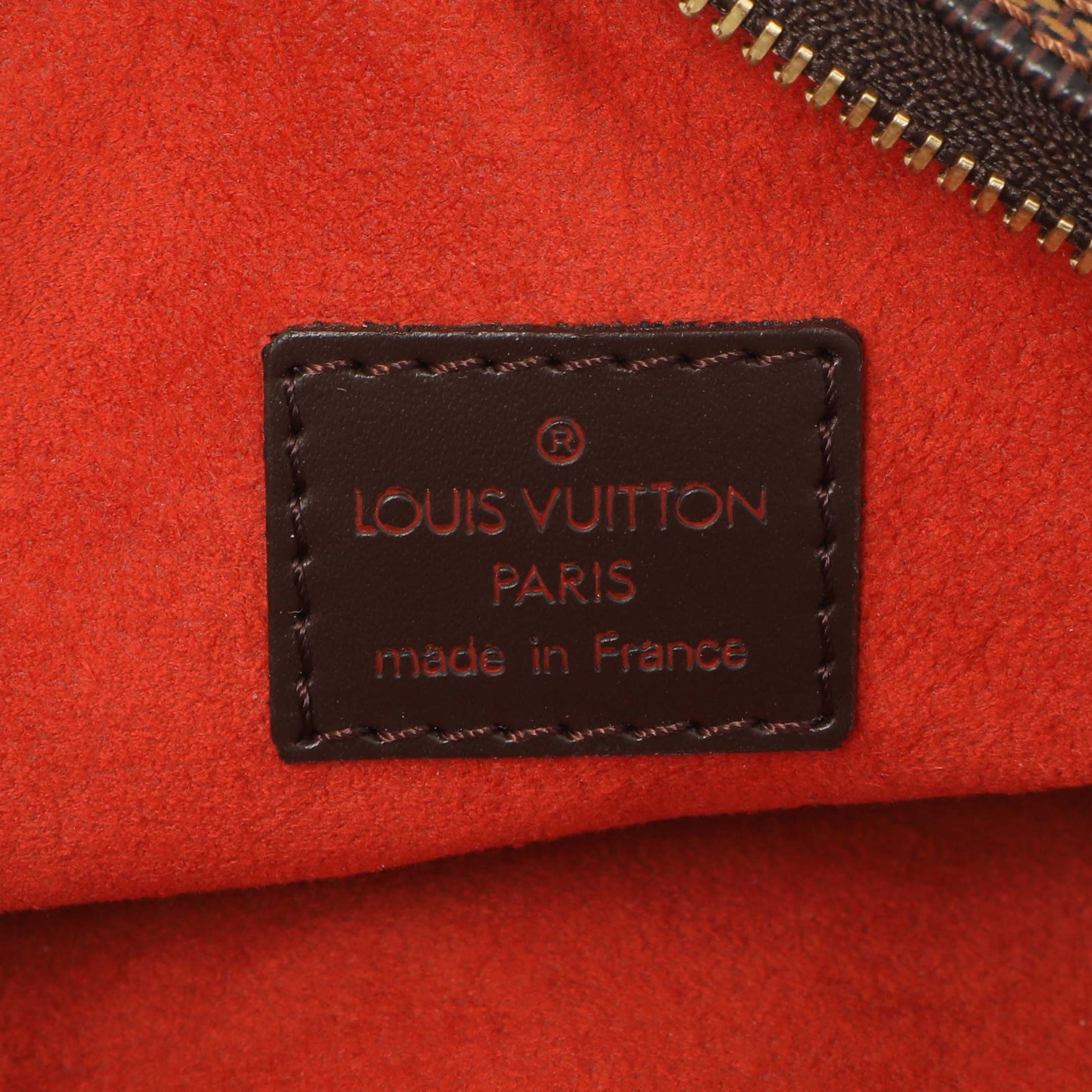 Exclusive Louis Vuitton Damier Ebene Pochette Ipanema — Detail View