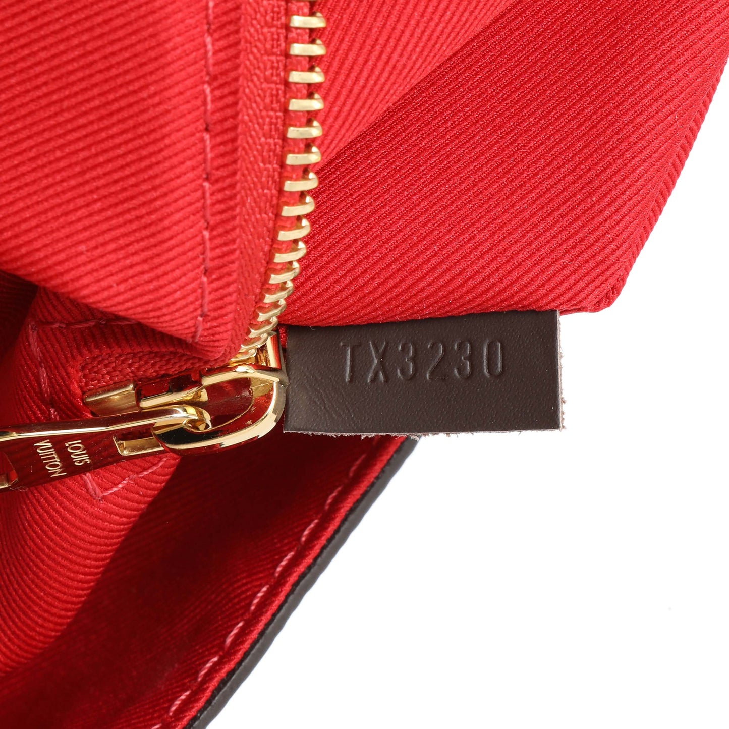 Exclusive Louis Vuitton Damier Ebene Graceful PM — Lifestyle View