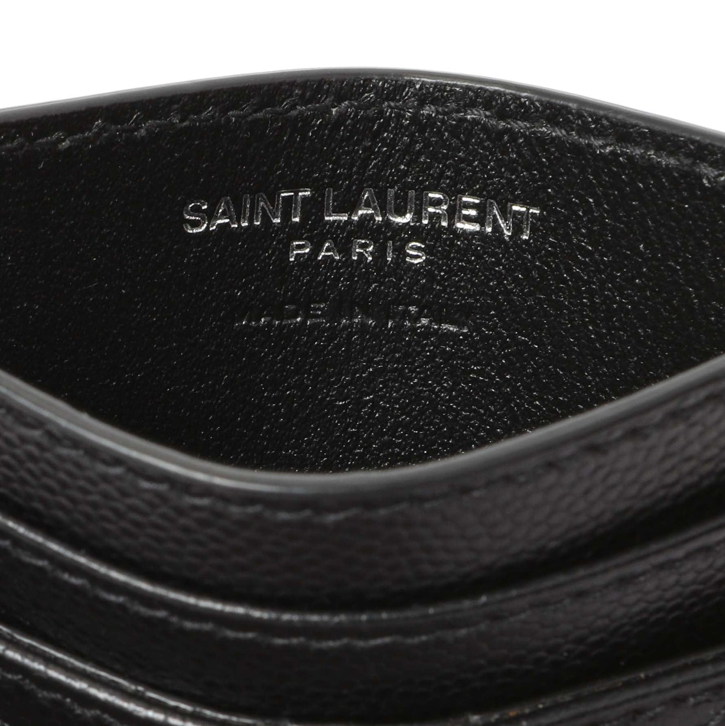 Exclusive Saint Laurent Black Grain De Poudre Matelasse Chevron Monogram Credit Card Case — Detail View