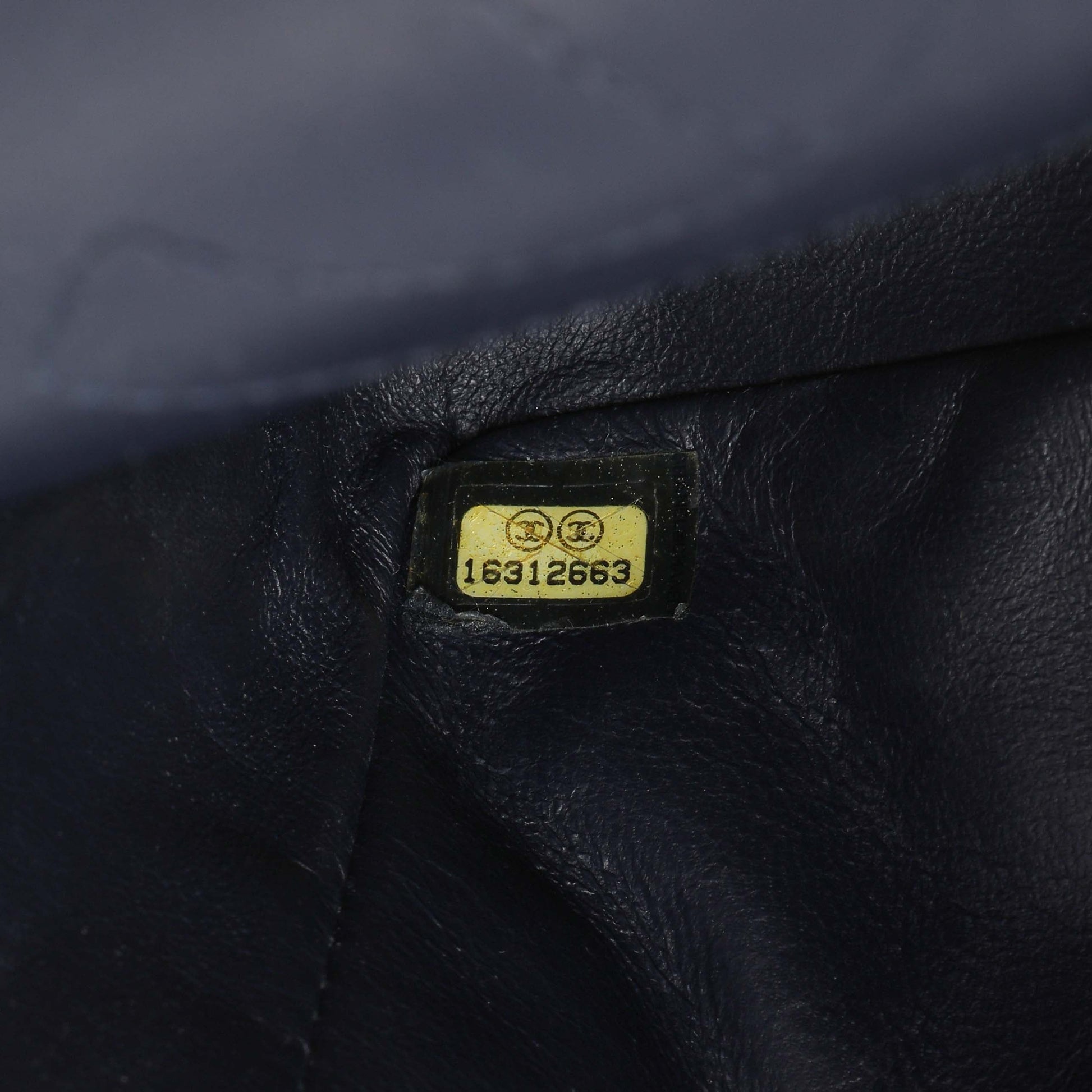 Exclusive Chanel Navy Quilted Aged Calfskin 2.55 Reissue 225 Flap — Alternate View 12
