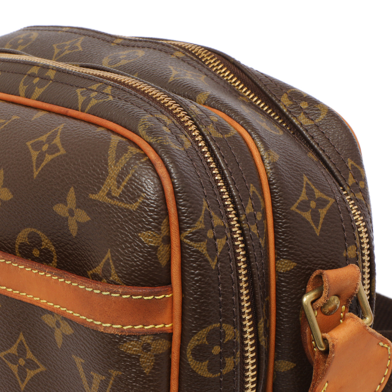 Exclusive Louis Vuitton Monogram Reporter PM — Alternate View 13