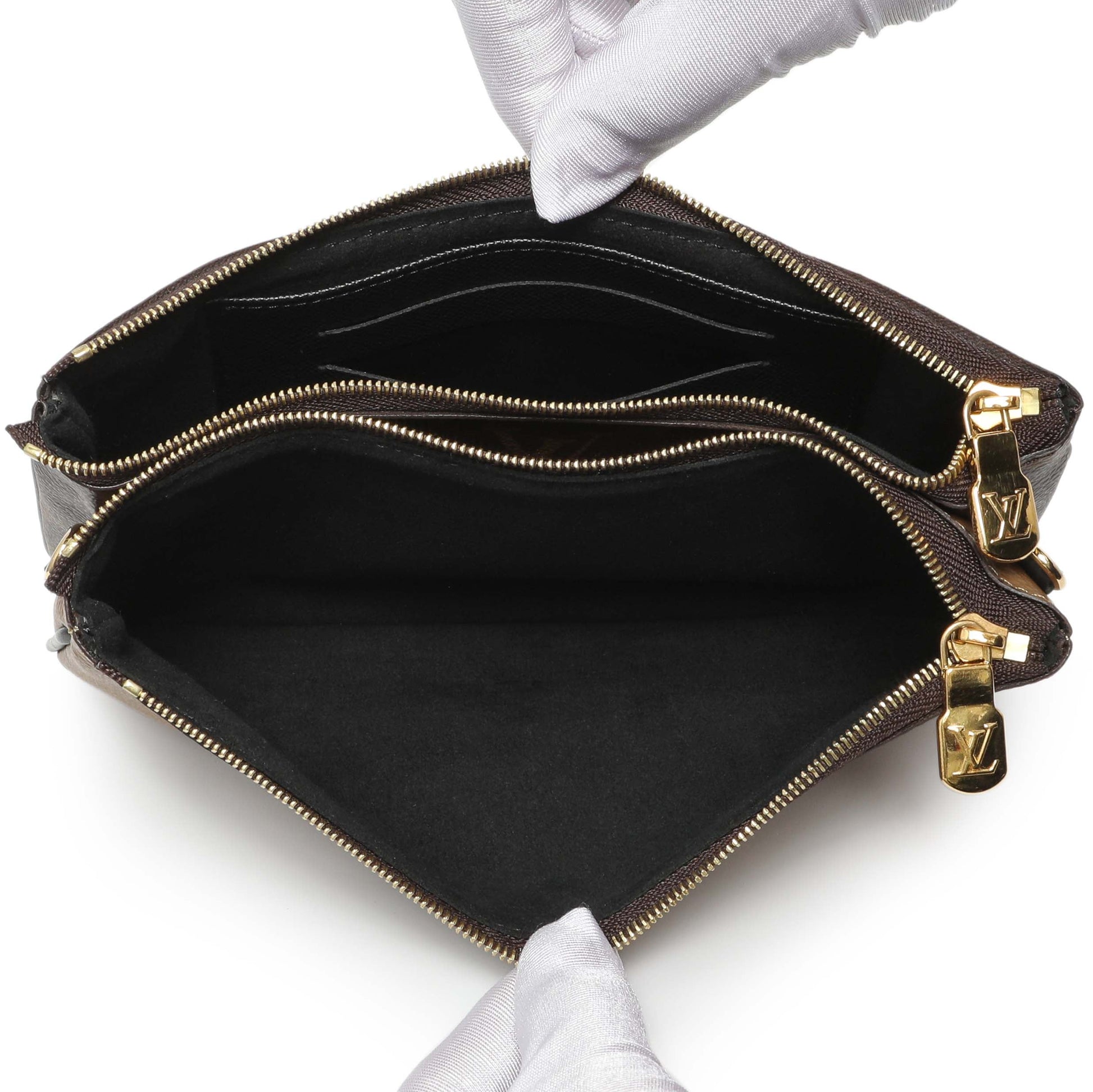 Exclusive Louis Vuitton Reverse Monogram Giant Double Zip Pochette — Top View