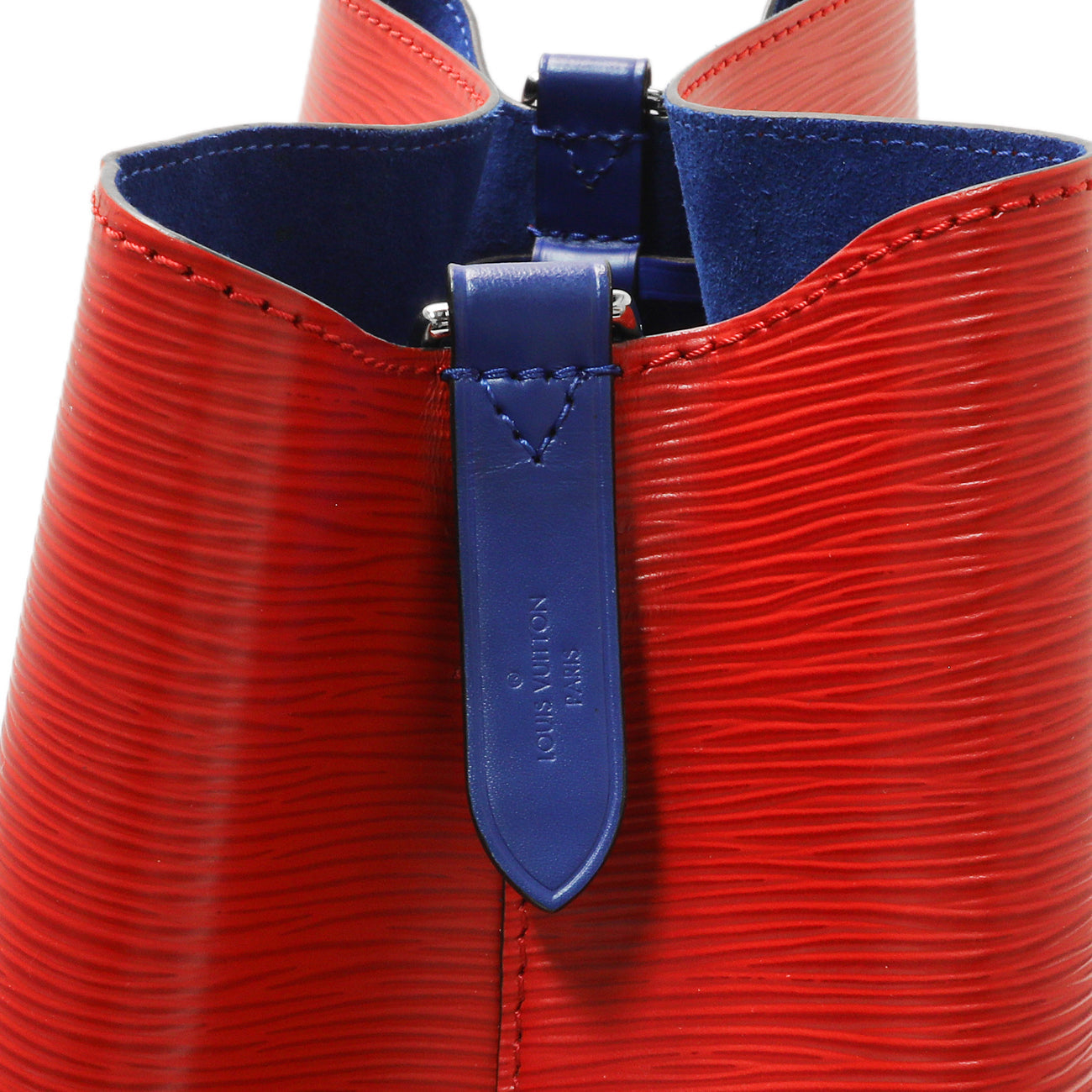 Exclusive Louis Vuitton Coquelicot Epi Neonoe MM — Alternate View 10