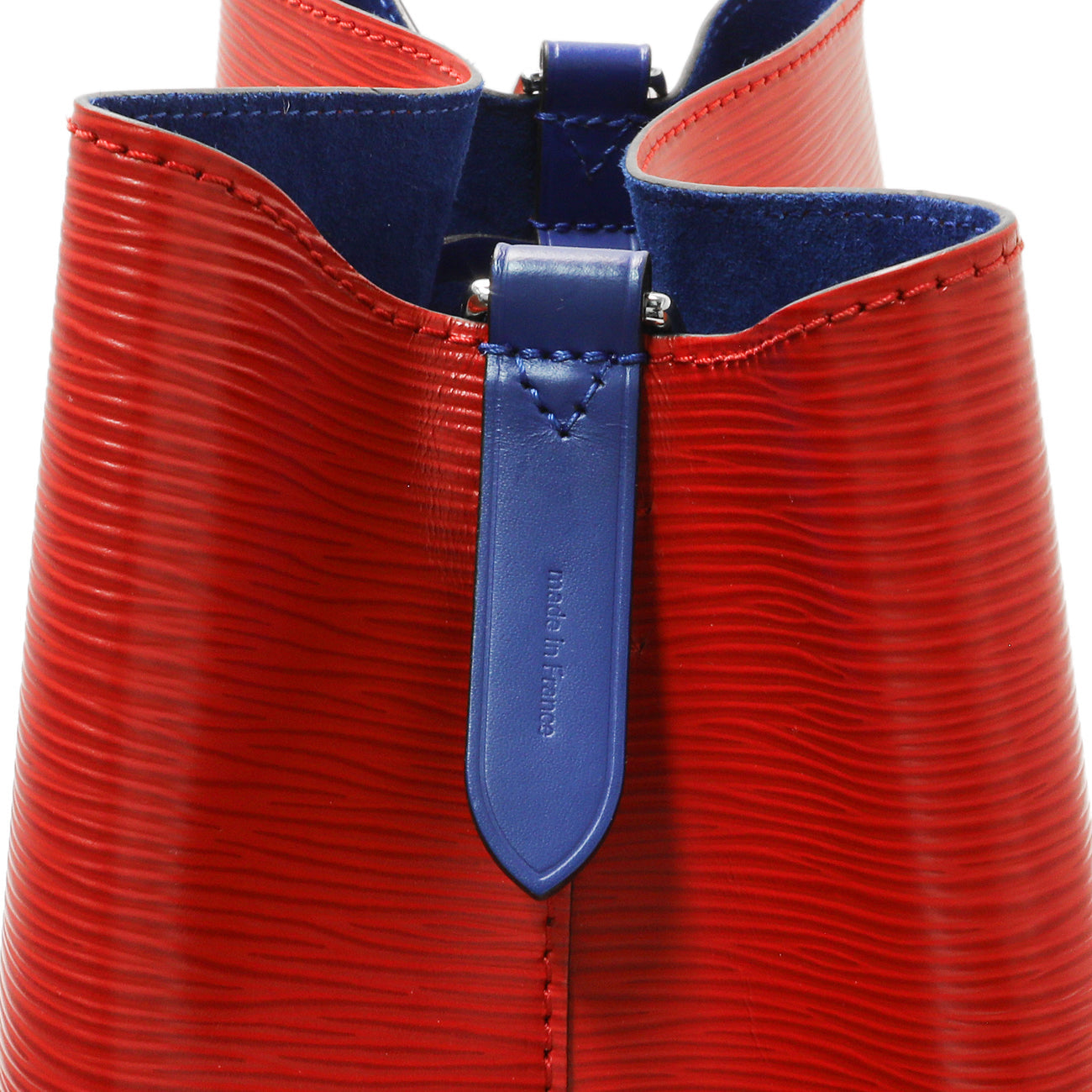 Exclusive Louis Vuitton Coquelicot Epi Neonoe MM — Alternate View 11