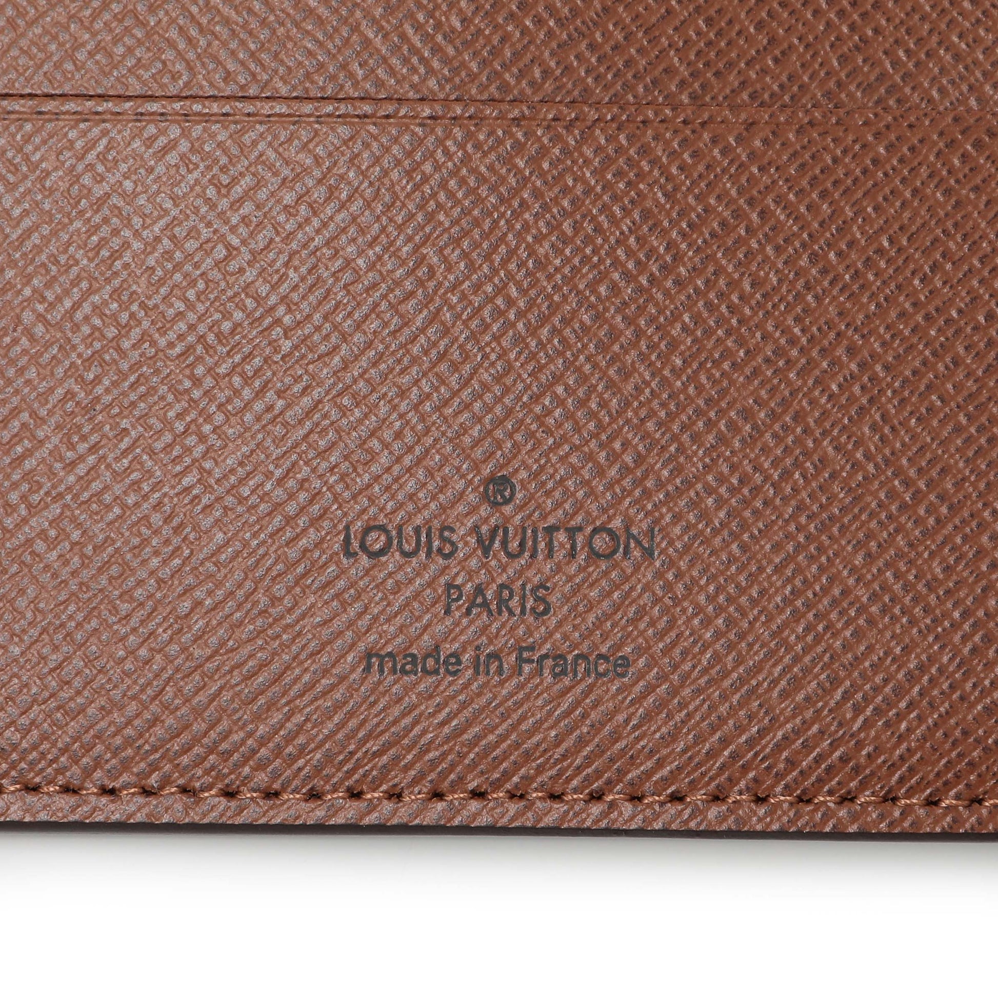 Exclusive Louis Vuitton Monogram Multiple Wallet — Detail View