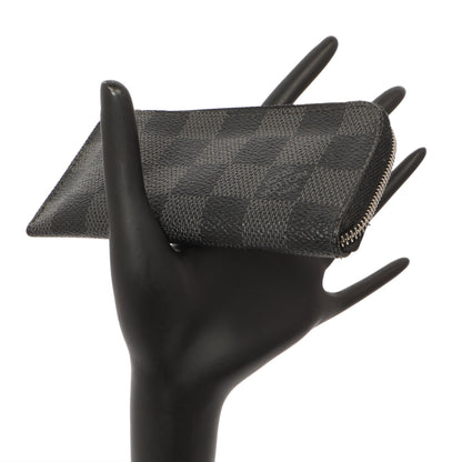 Exclusive Louis Vuitton Damier Graphite 4 Key Holder — Lifestyle View