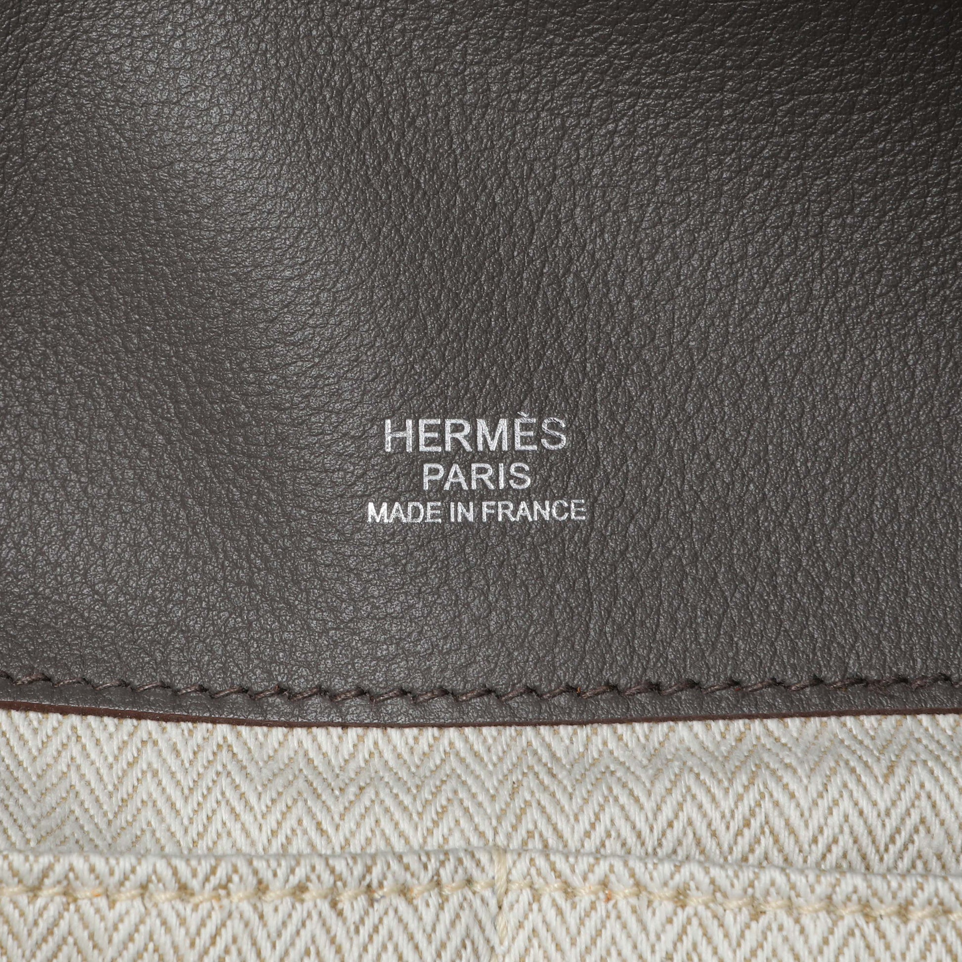 Exclusive Hermes Grey Evergrain Sac Oxer w/ Strap — Detail View