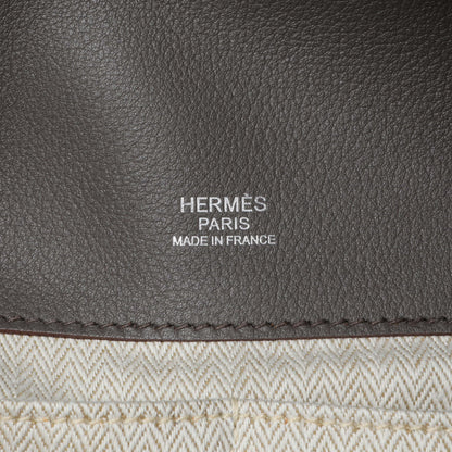 Exclusive Hermes Grey Evergrain Sac Oxer w/ Strap — Detail View