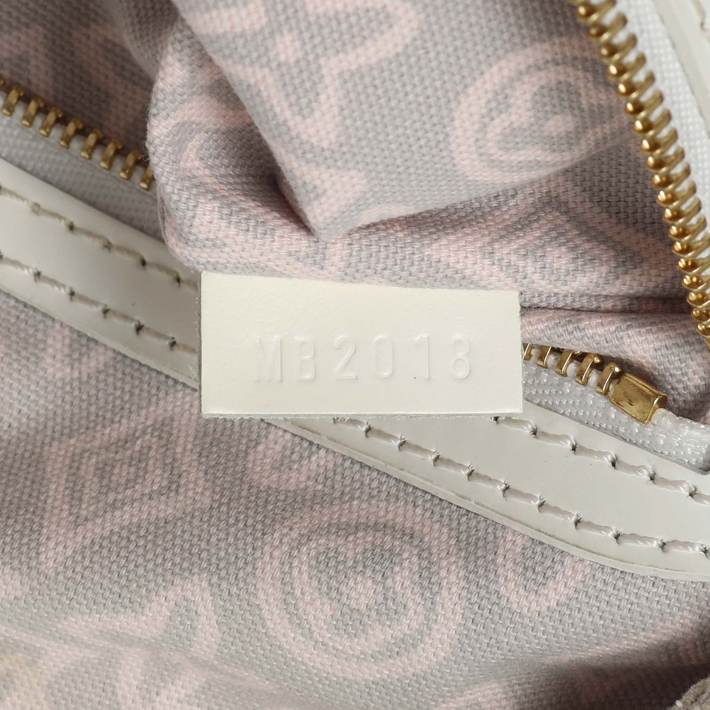 Exclusive Louis Vuitton Tahitienne Cabas PM — Alternate View 10