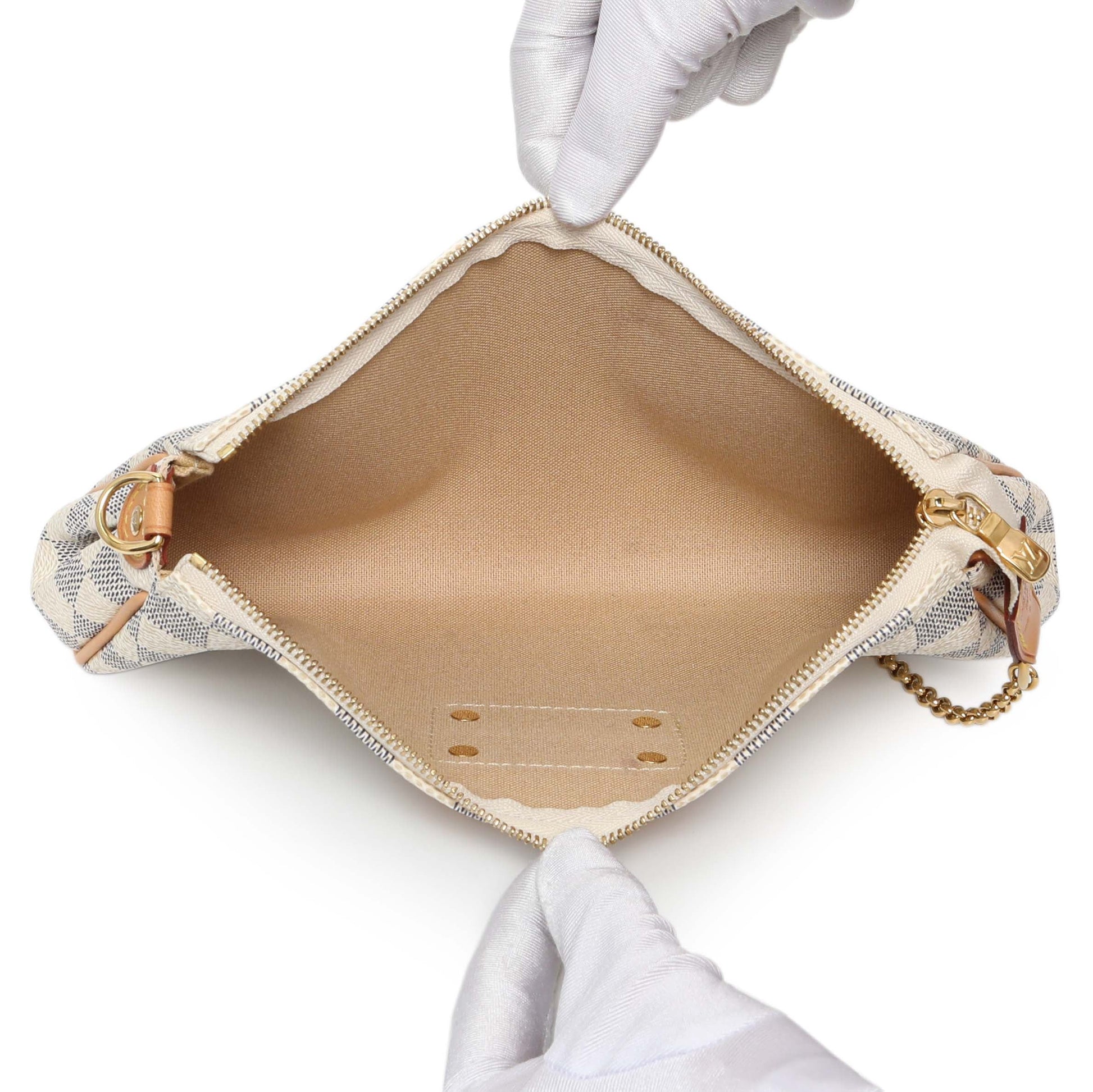 Exclusive Louis Vuitton Damier Azur Eva Clutch — Top View
