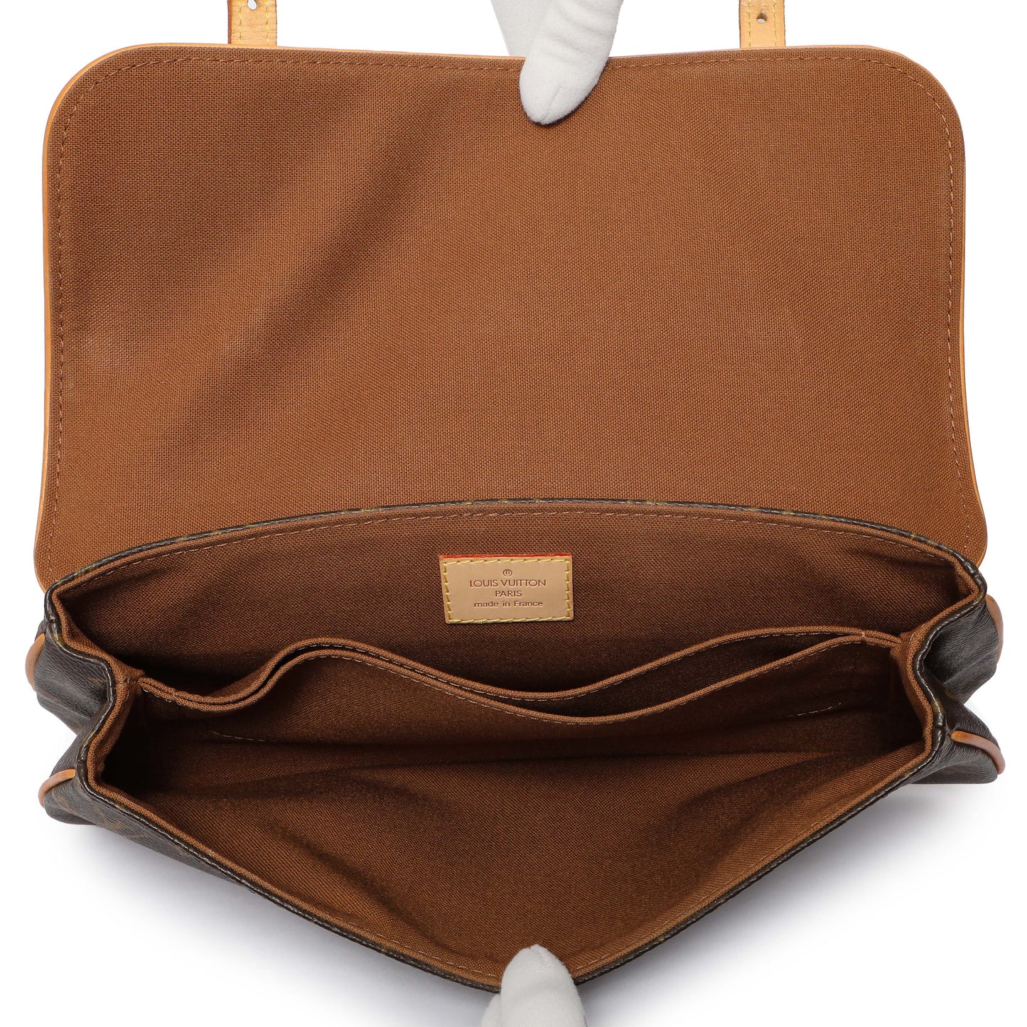 Exclusive Louis Vuitton Monogram Pochette Marelle MM — Alternate View 9